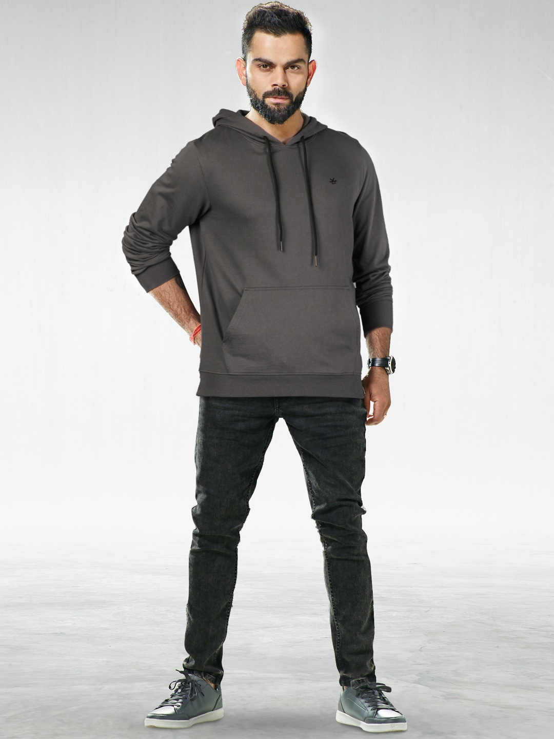 

WROGN Men Charcoal Grey Solid Slim Fit Hooded Sweatshirt