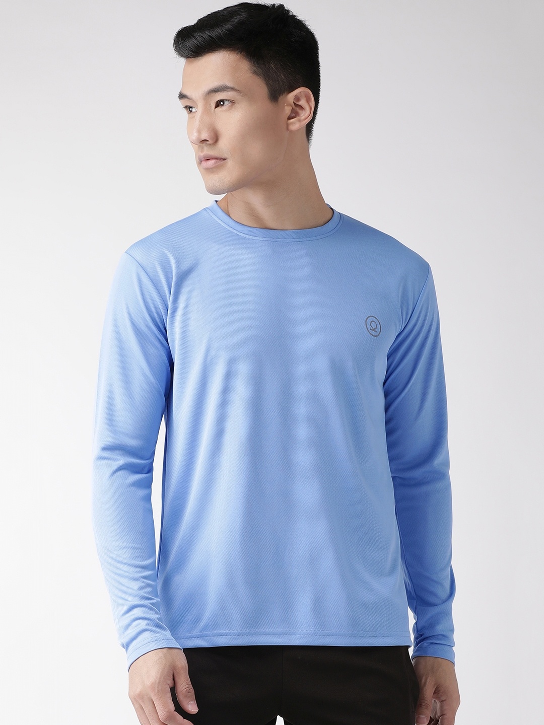 

Chkokko Men Blue Solid Round Neck Running T-shirt