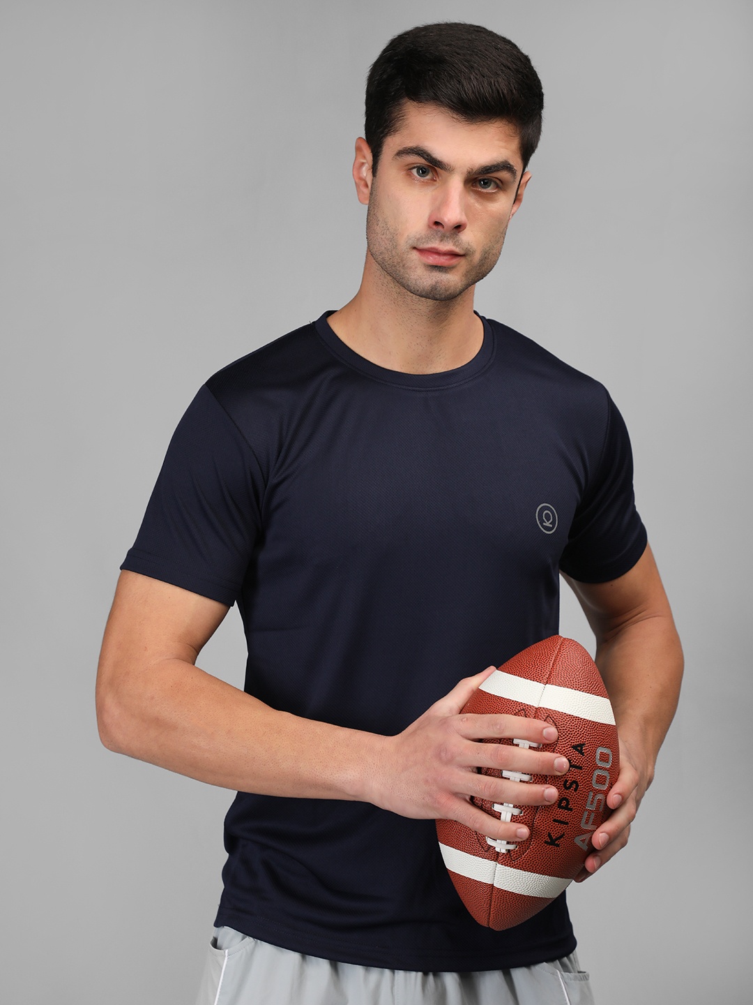 

Chkokko Men Navy Blue Solid Round Neck Running T-shirt