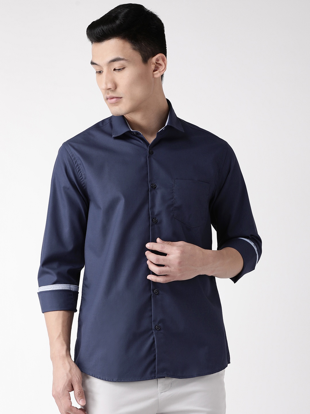 

CHKOKKO Men Navy Blue Regular Fit Knitted Solid Casual Shirt