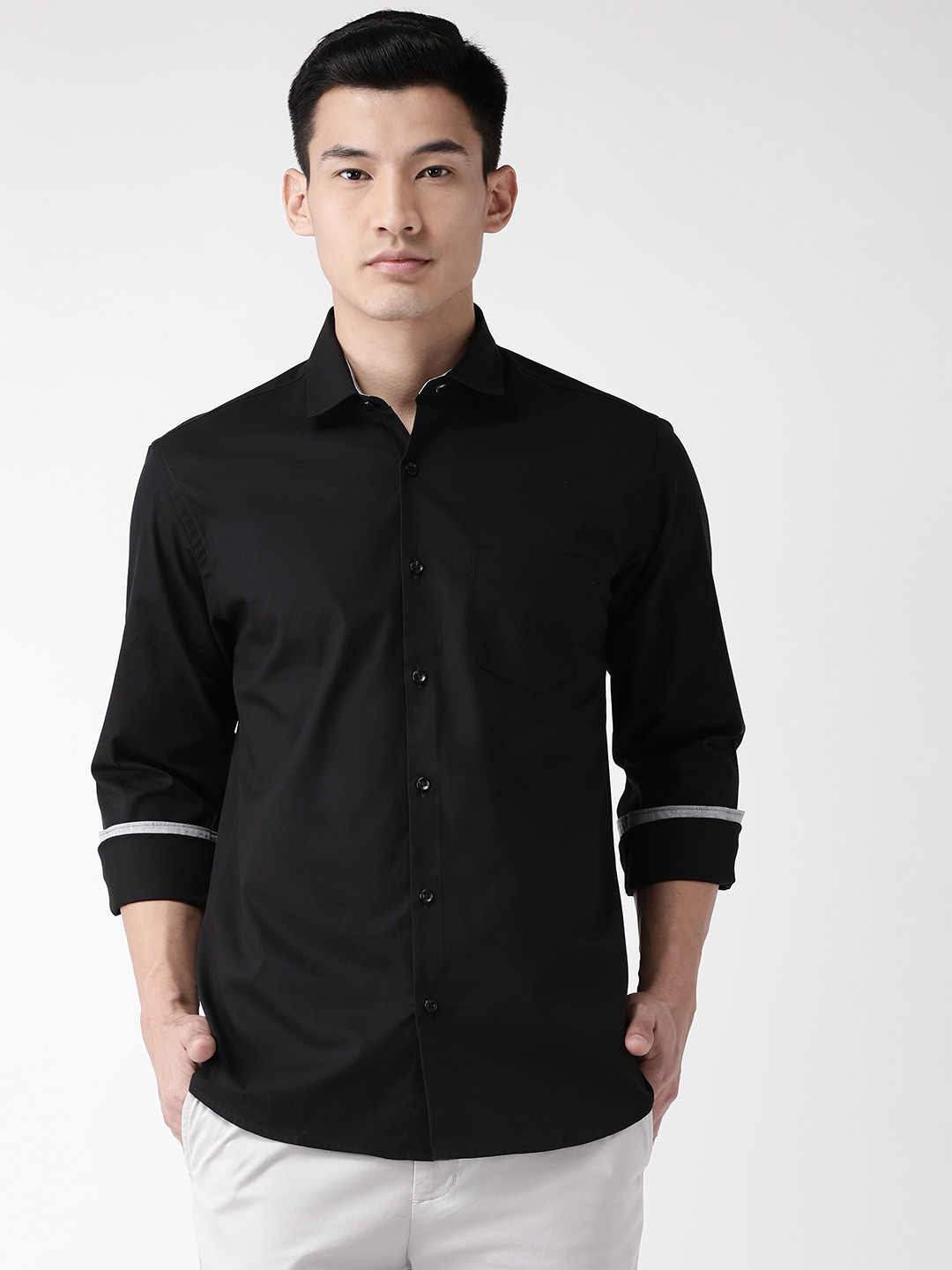 

CHKOKKO Men Black Regular Fit Knitted Solid Casual Shirt