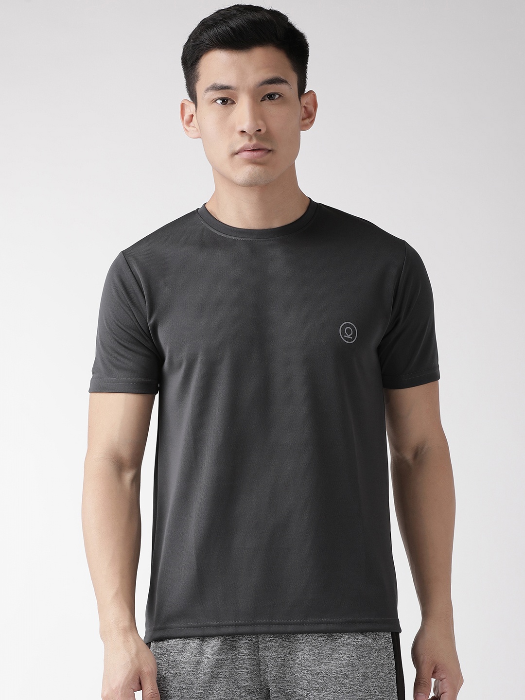 

Chkokko Men Charcoal Grey Solid Round Neck Yoga Gym T-shirt