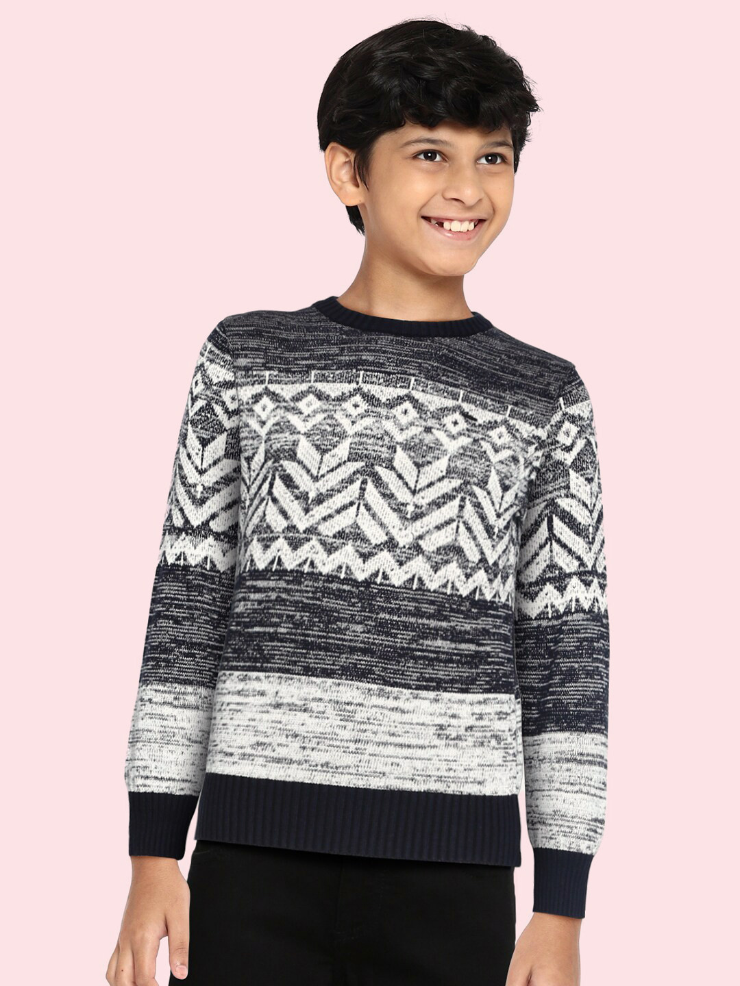 

Gini and Jony Boys Navy Blue & White Self Design Pullover Sweater