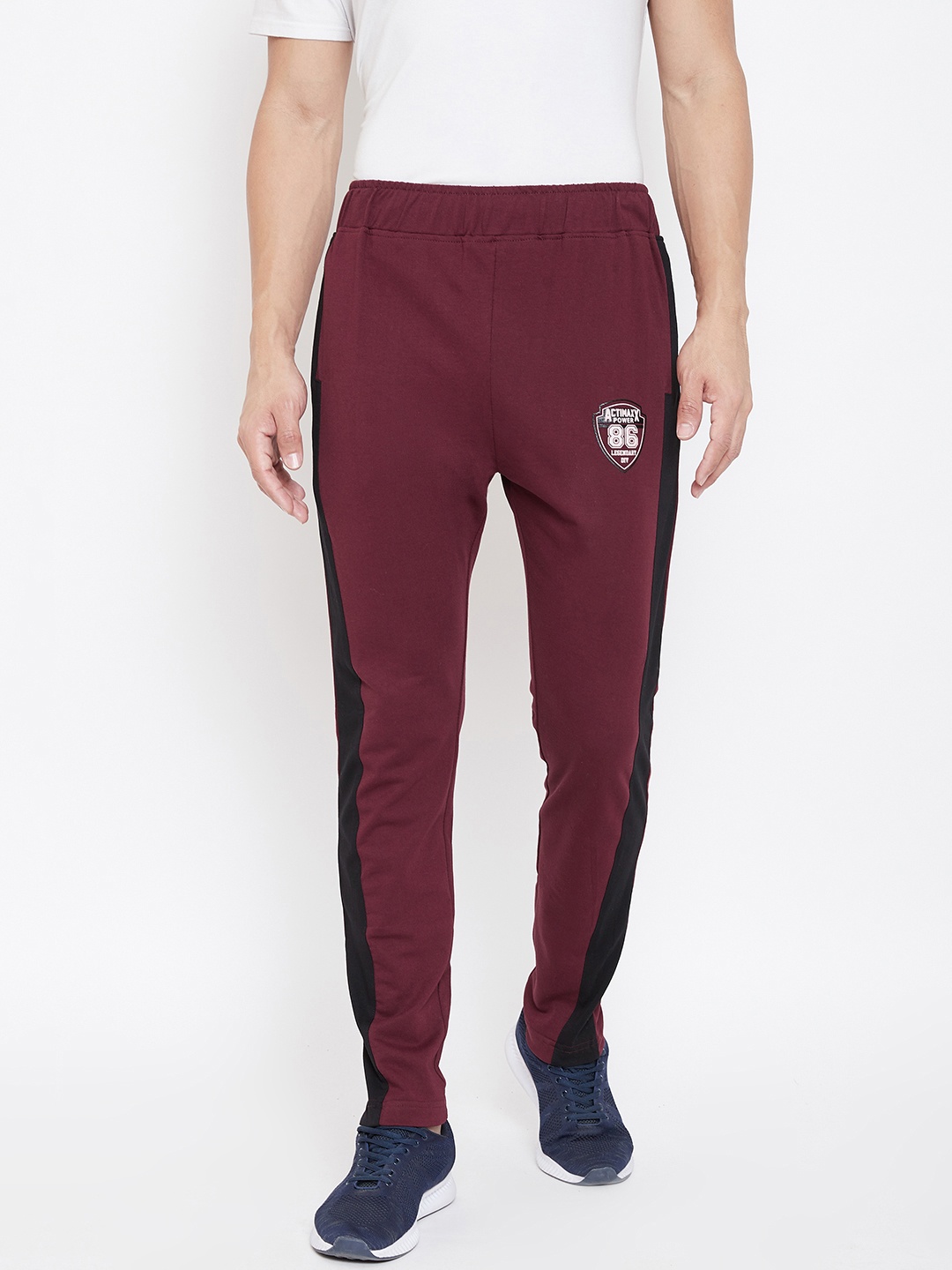 

ACTIMAXX Men Maroon Solid Tapered Fit Modern Track Pants