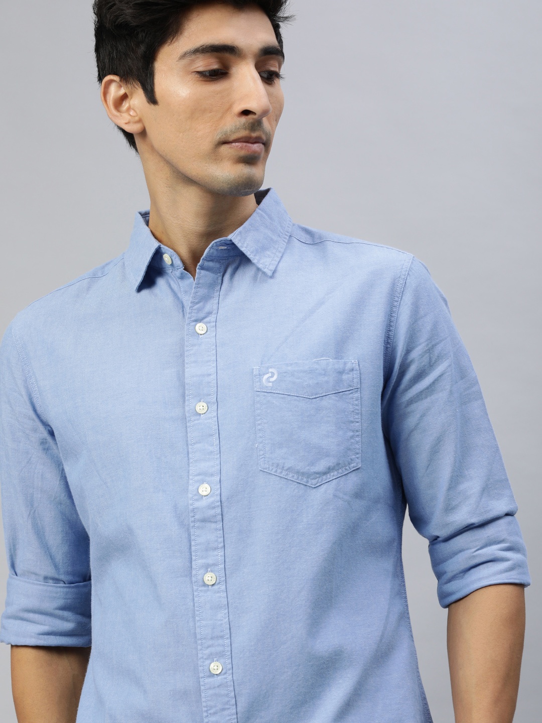 

Denizen From Levis Men Blue Regular Fit Solid Casual Shirt