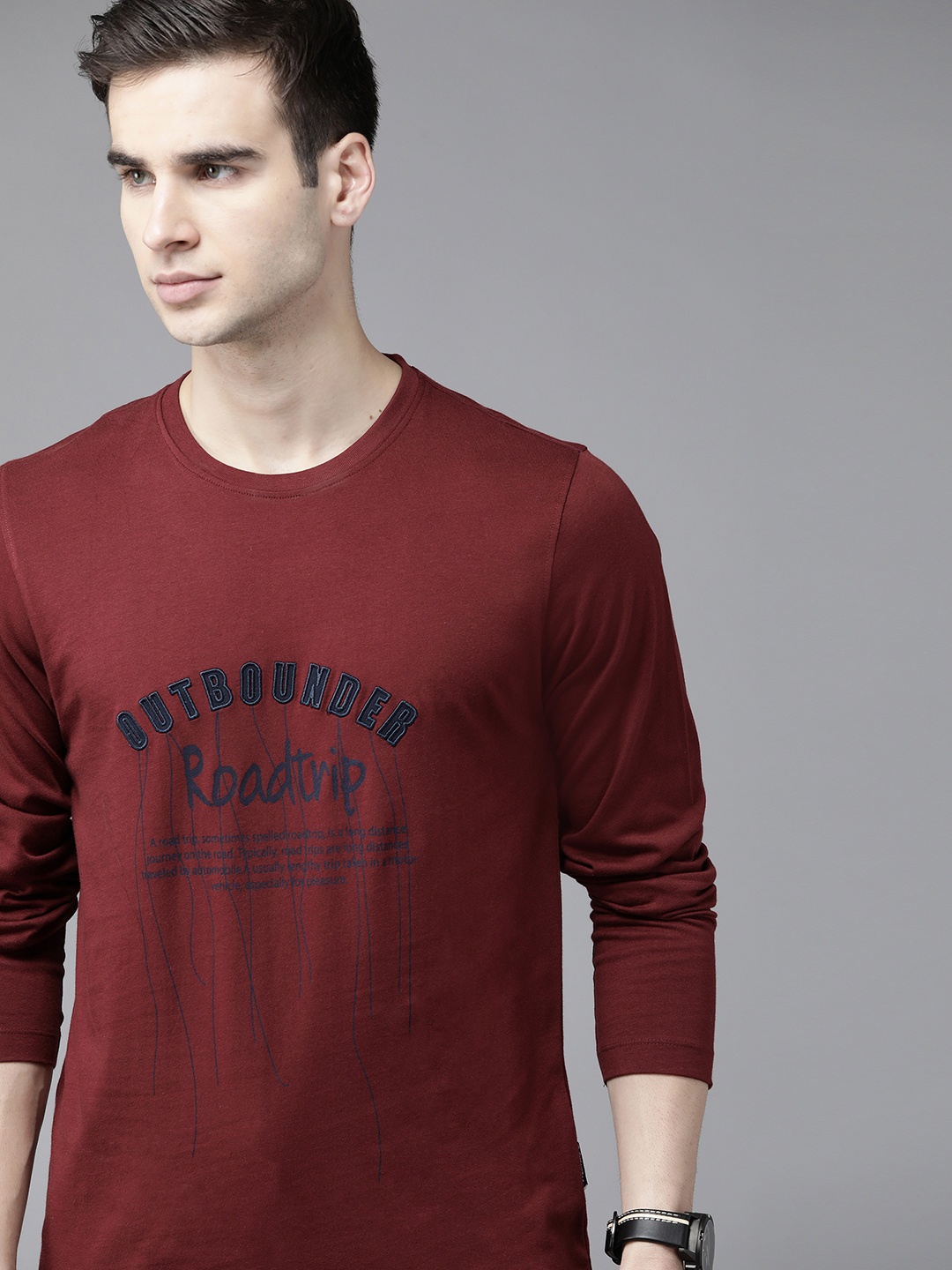 

The Roadster Lifestyle Co Men Maroon & Navy Blue Typography Printed Cotton Applique T-shirt