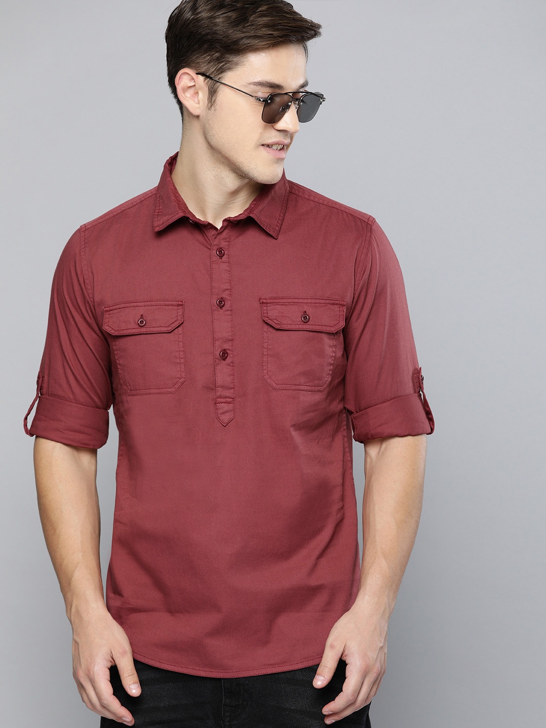 

HERE&NOW Men Maroon Slim Fit Solid Casual Shirt