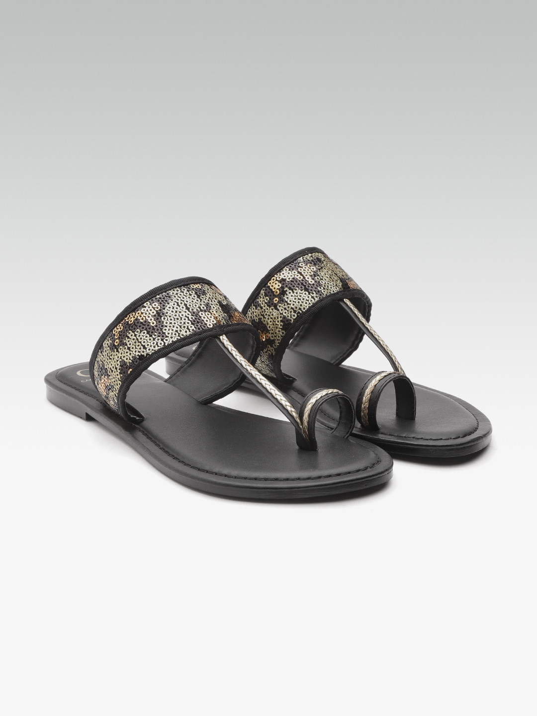 

Carlton London Women Black & Gold-Toned Sequinned One Toe Flats