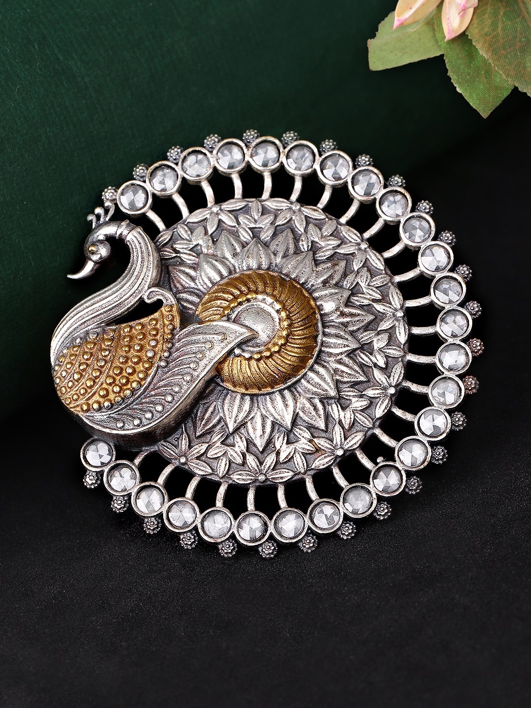 

Rubans Women Silver-Toned & Gold-Toned Oxidised Finger Ring