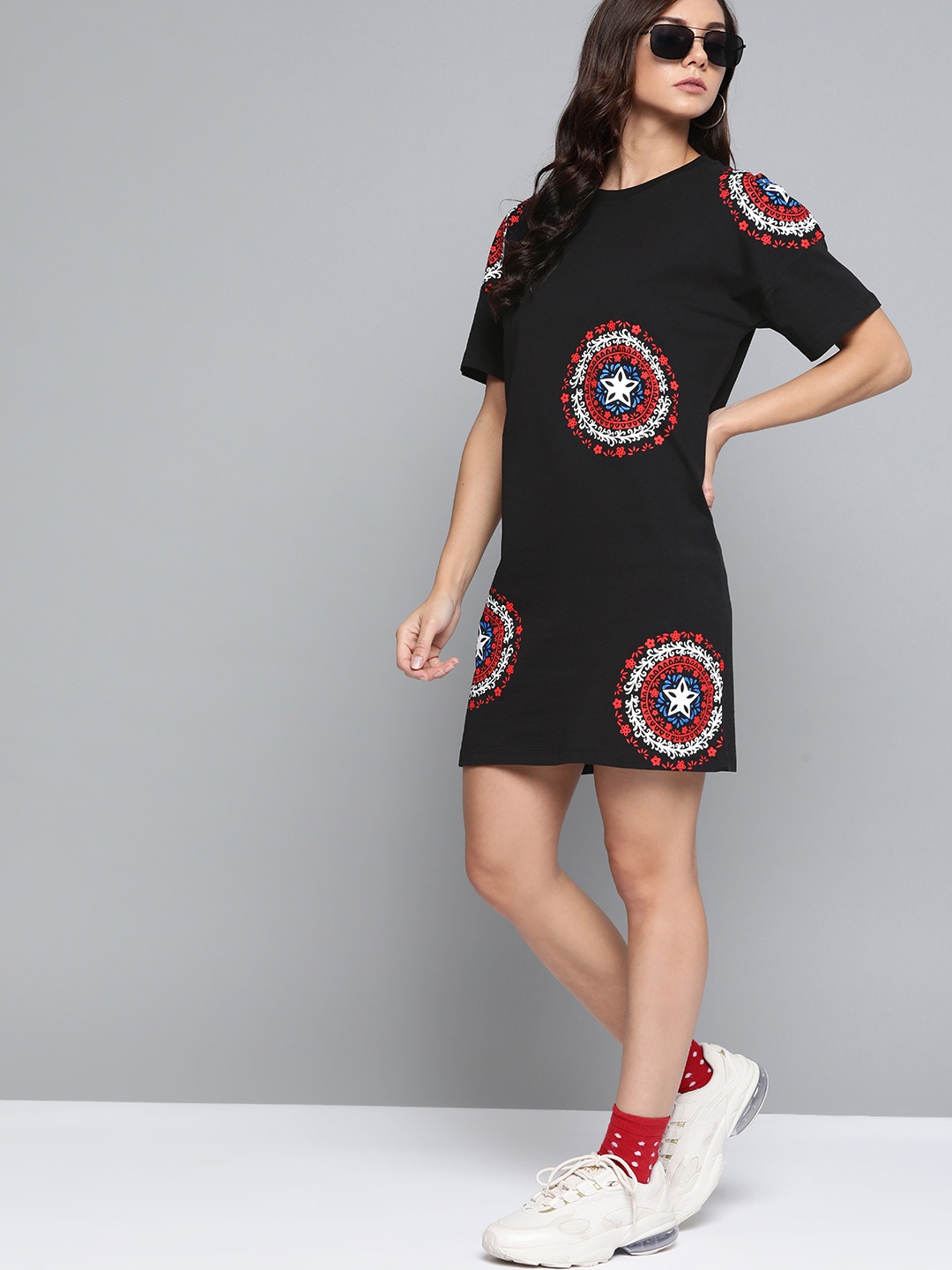 

Kook N Keech Marvel Women Black & Red Captain America Print T-shirt Dress