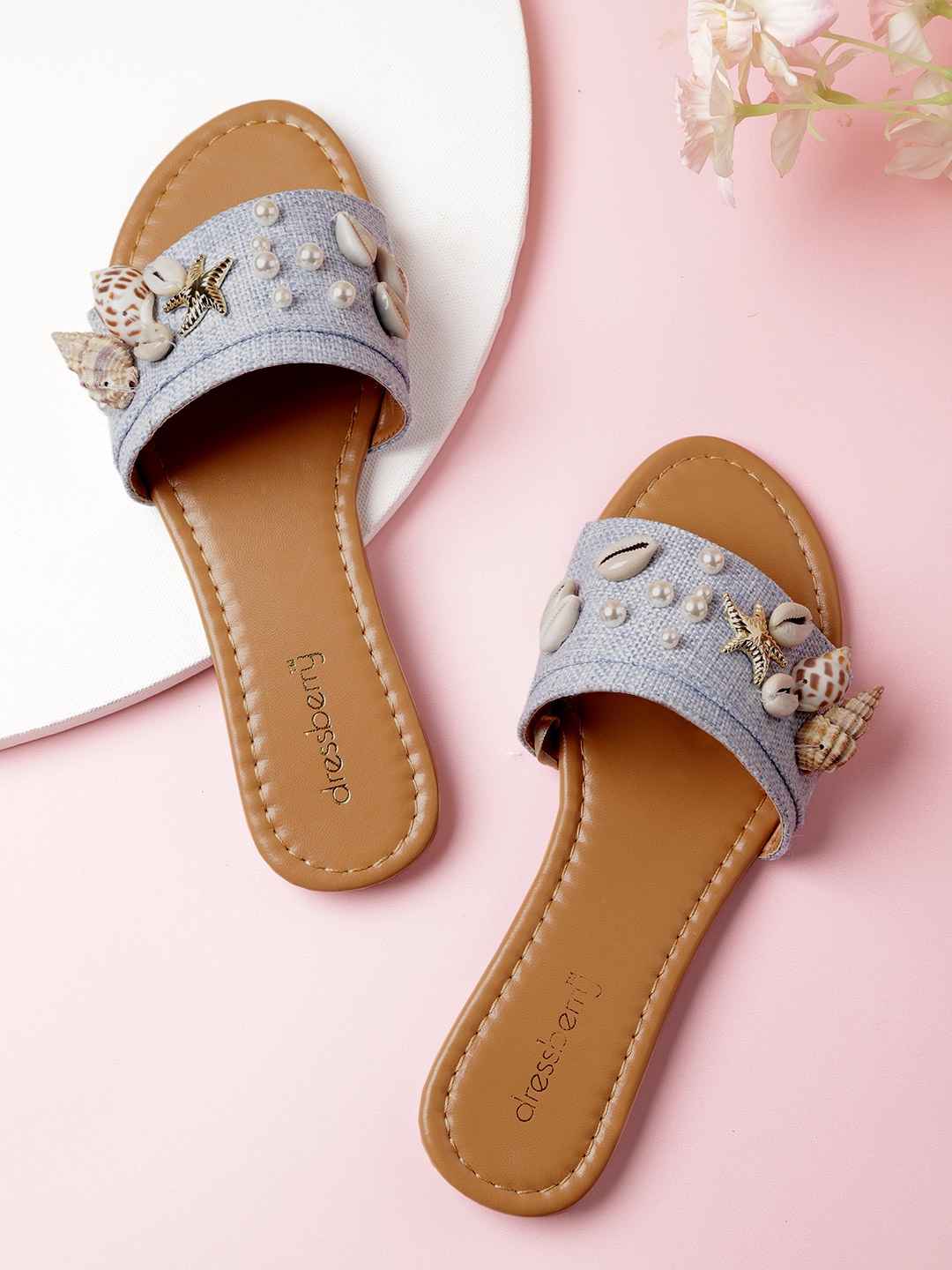 

DressBerry Women Blue Embellished Open Toe Flats