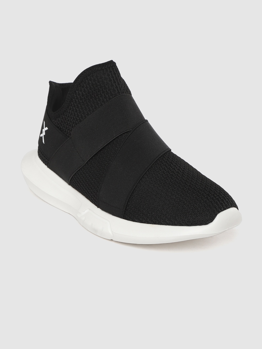 

Carlton London sports Men Black Solid Running Shoes