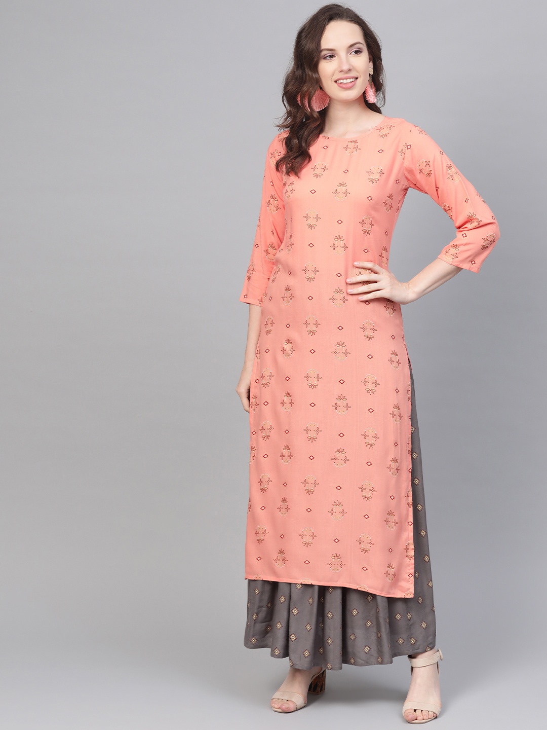 

Nayo Women Peach-Coloured & Charcoal Grey Printed Kurta with Skirt