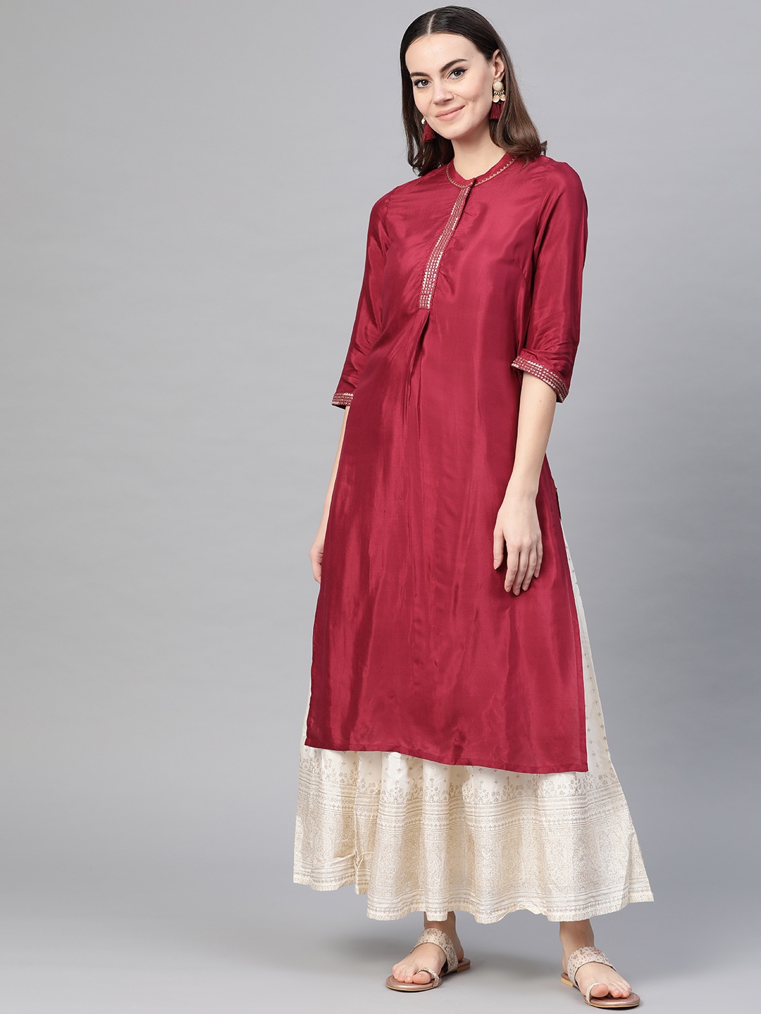 

W Women Maroon Solid Straight Kurta