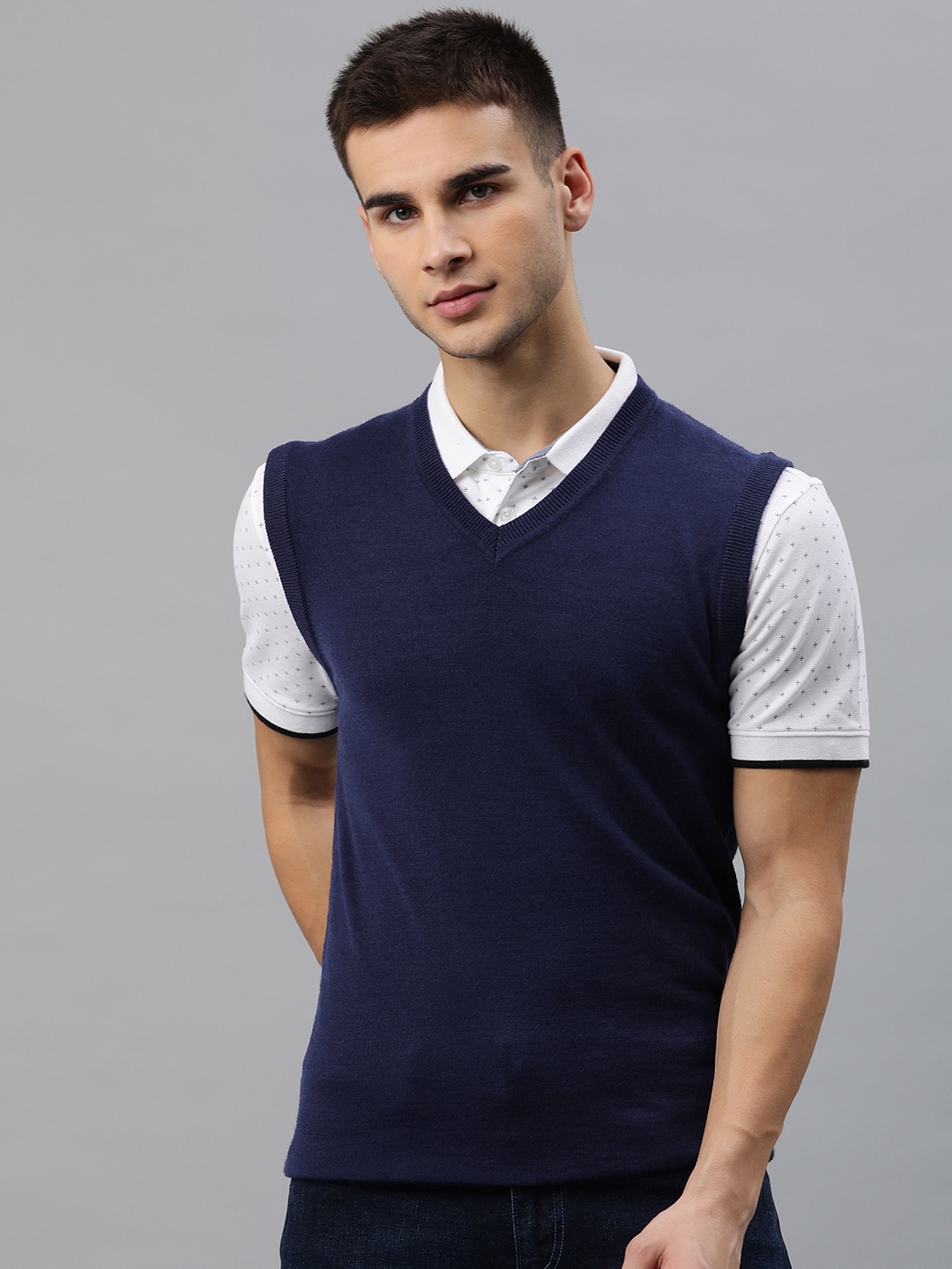 

Van Heusen Men Navy Blue Solid Pullover Sweater
