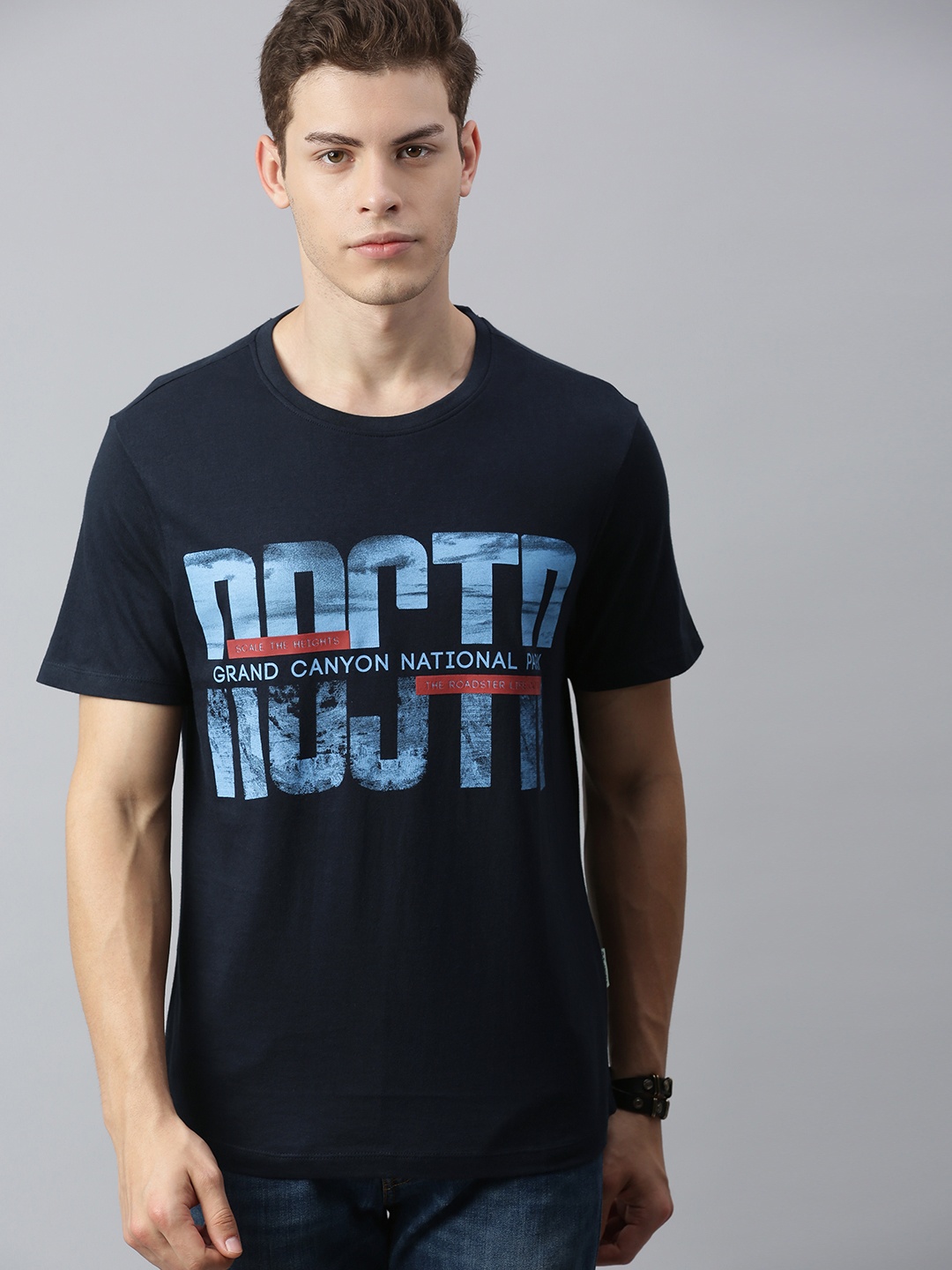 

The Roadster Lifestyle Co Men Blue Printed Round Neck Pure Cotton T-shirt