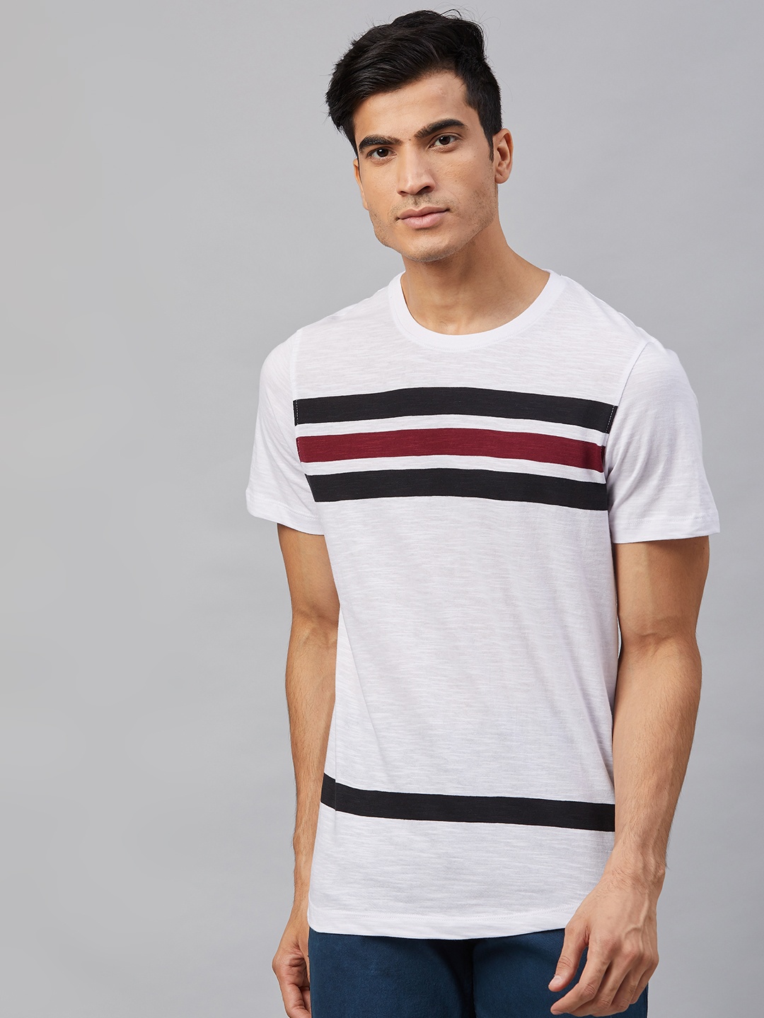 

The Roadster Lifestyle Co Men Off-White Striped Detail Round Neck Pure Cotton T-shirt