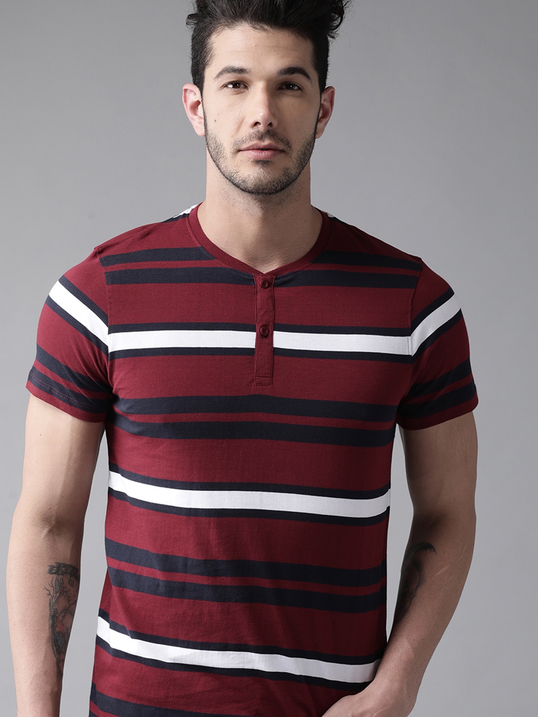 

The Roadster Lifestyle Co Men Maroon Striped Henley Neck T-shirt