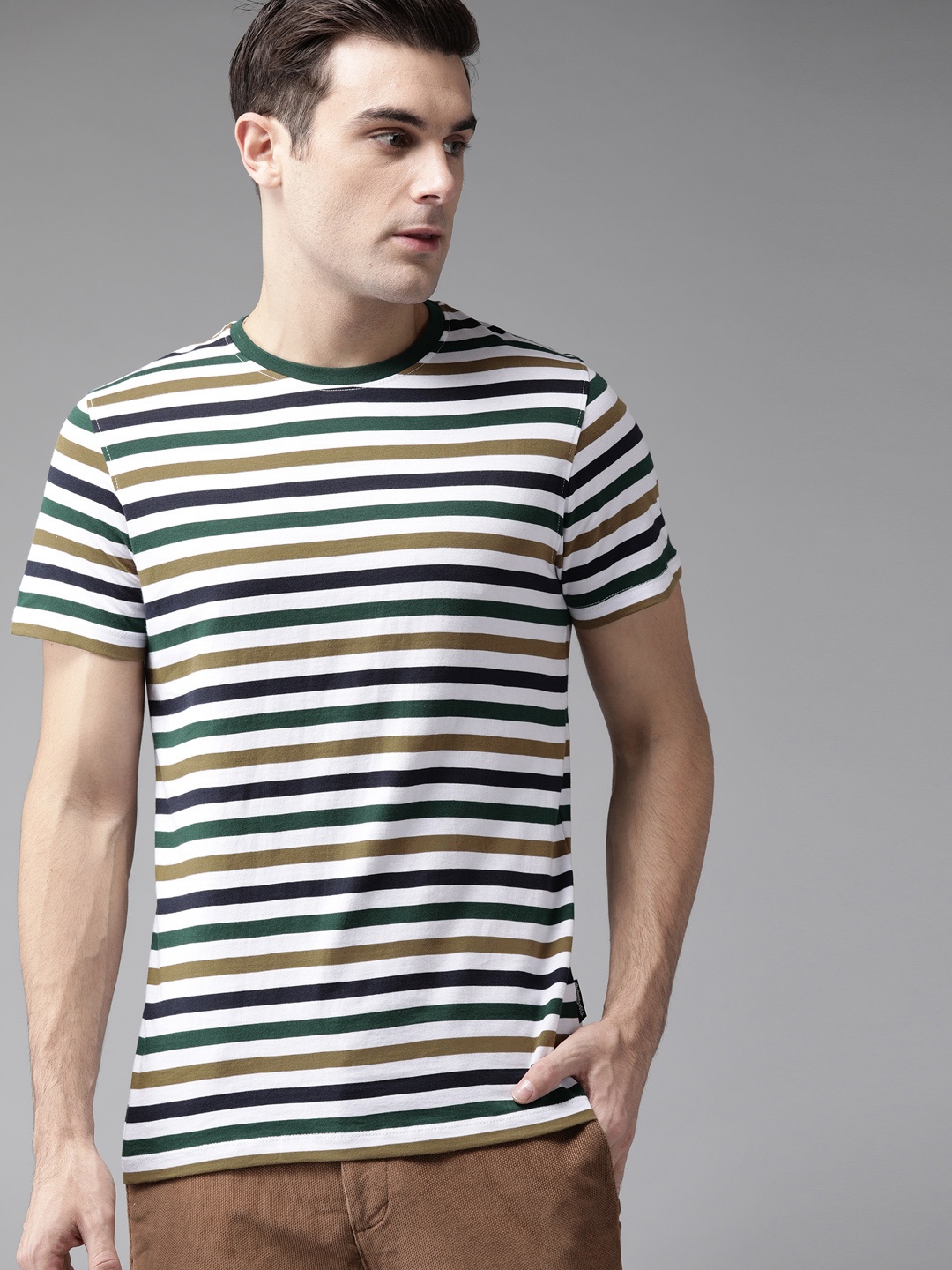 

The Roadster Lifestyle Co Men White Navy Blue Striped Round Neck Pure Cotton T-shirt