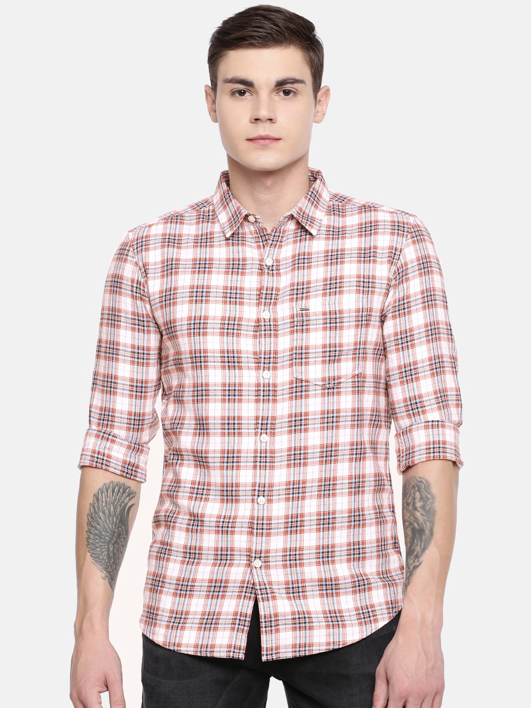 

SPYKAR Men White & Rust Red Slim Fit Checked Casual Shirt