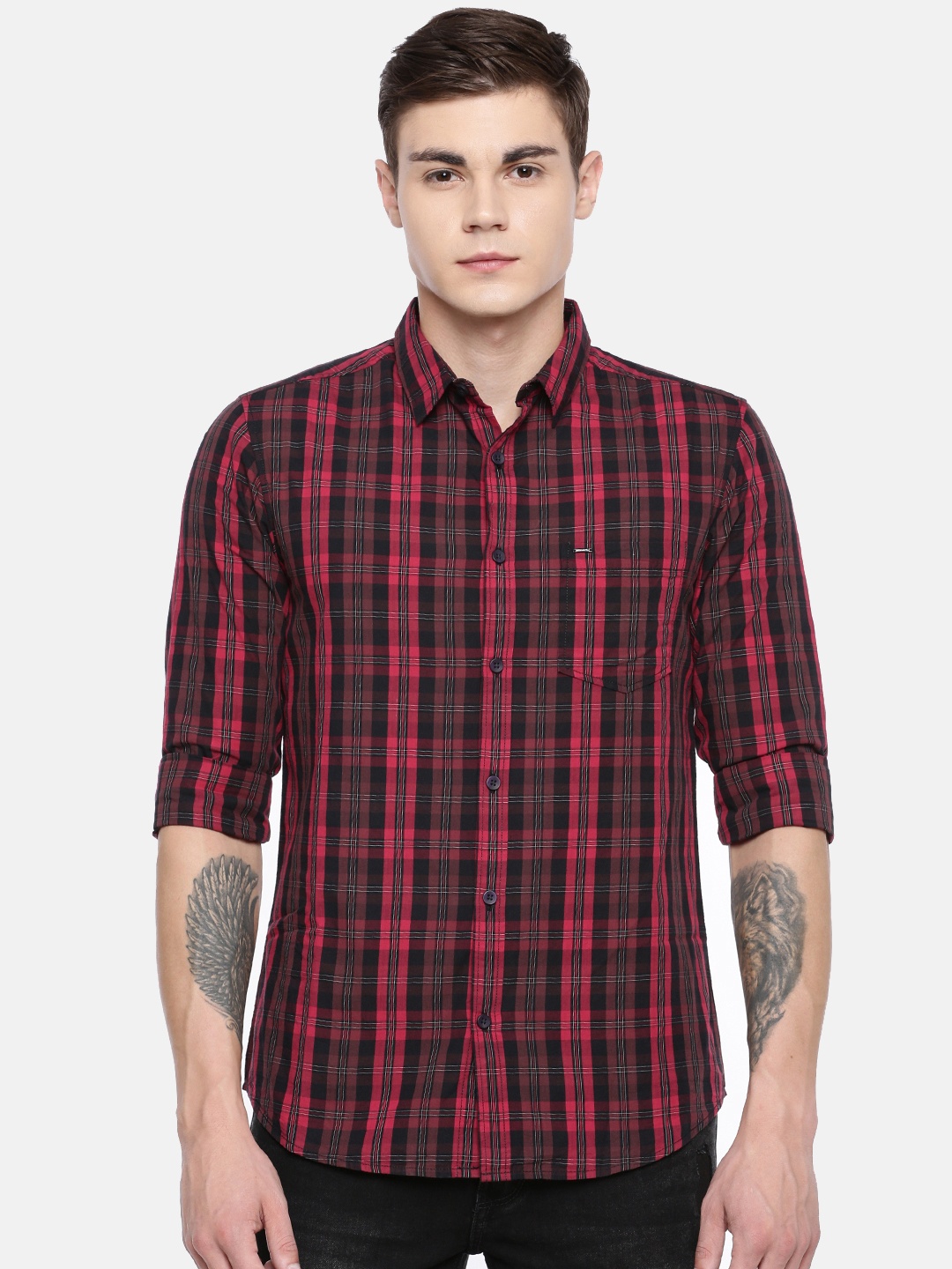 

SPYKAR Men Red & Black Slim Fit Checked Casual Shirt