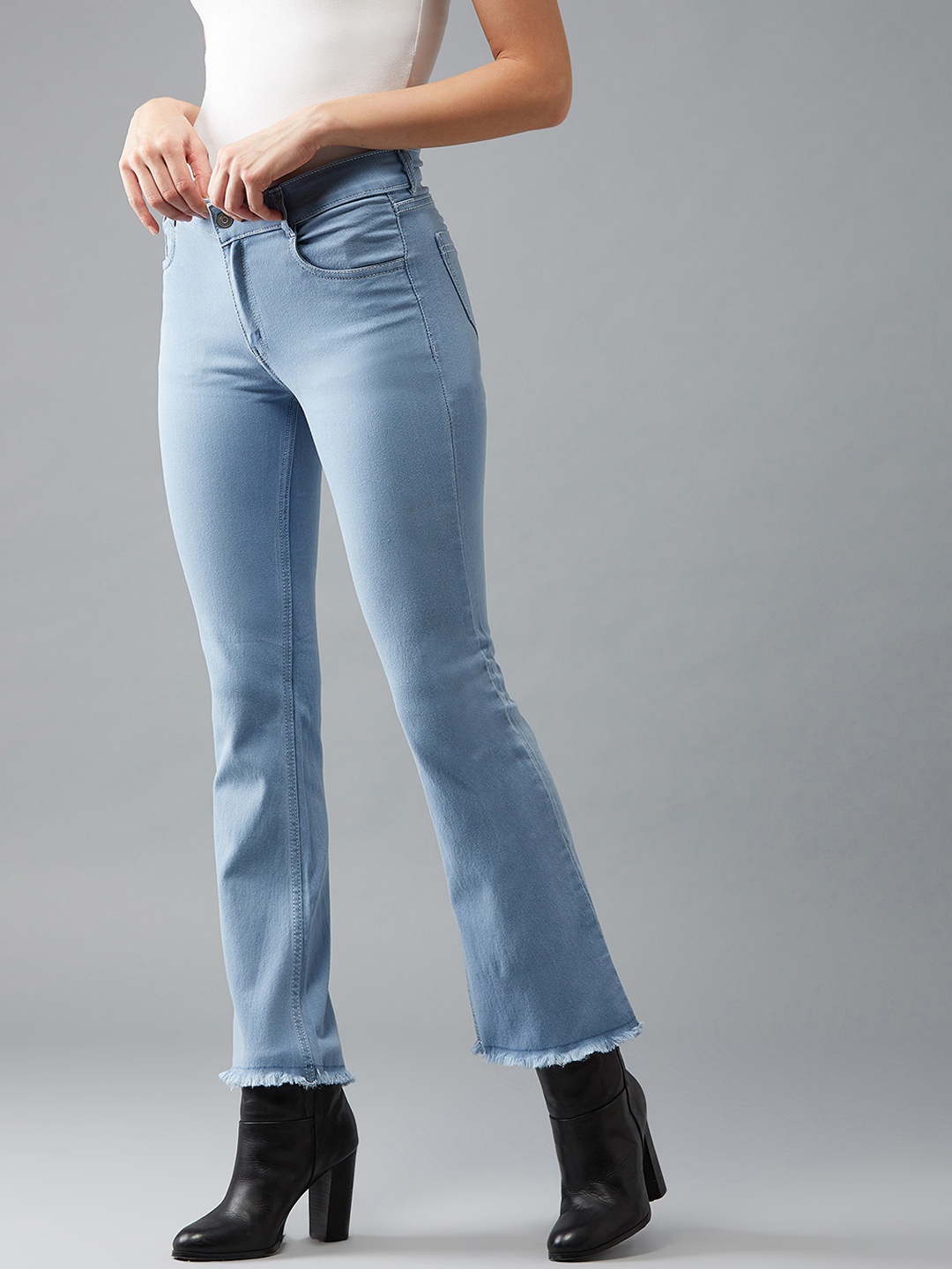 

DOLCE CRUDO Women Blue Bootcut High-Rise Clean Look Stretchable Jeans