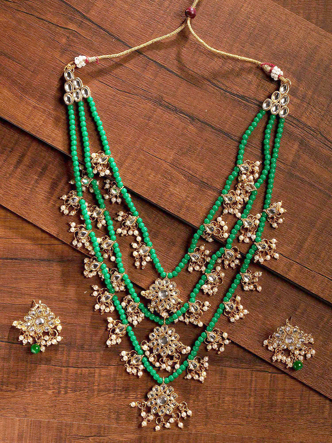 

Zaveri Pearls Gold-Plated & Green Beaded Layered Kundan Jewellery Set