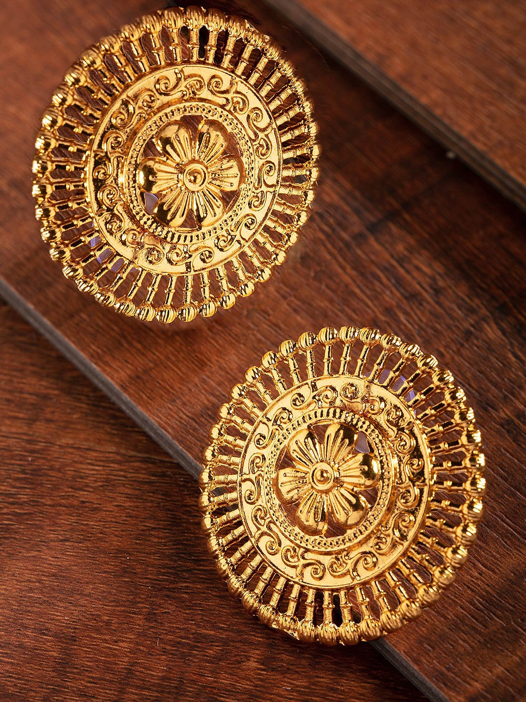 

Zaveri Pearls Gold-Plated Circular Filigree Studs