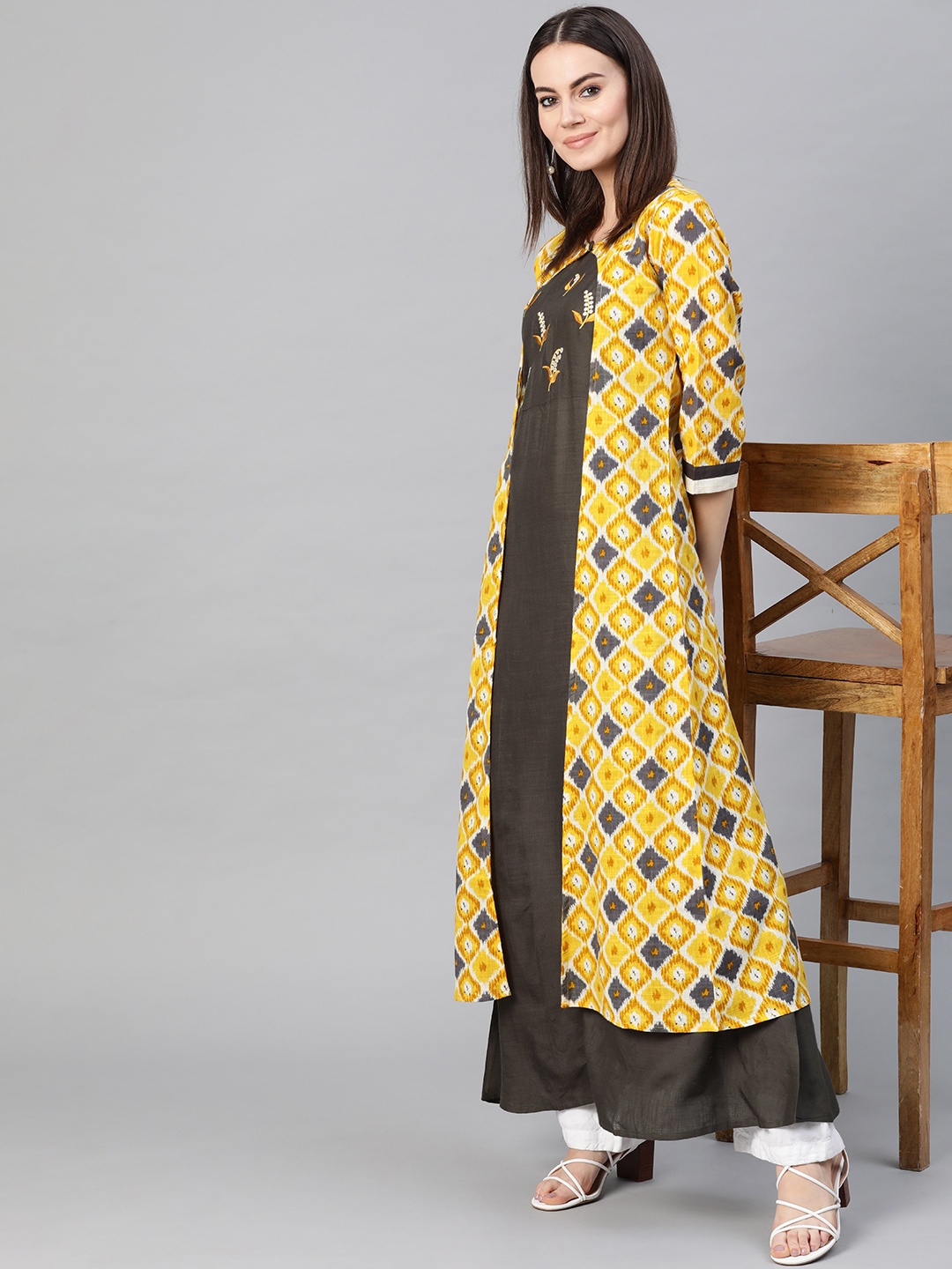 

Yuris Women Yellow & Grey Printed Layered A-Line Kurta