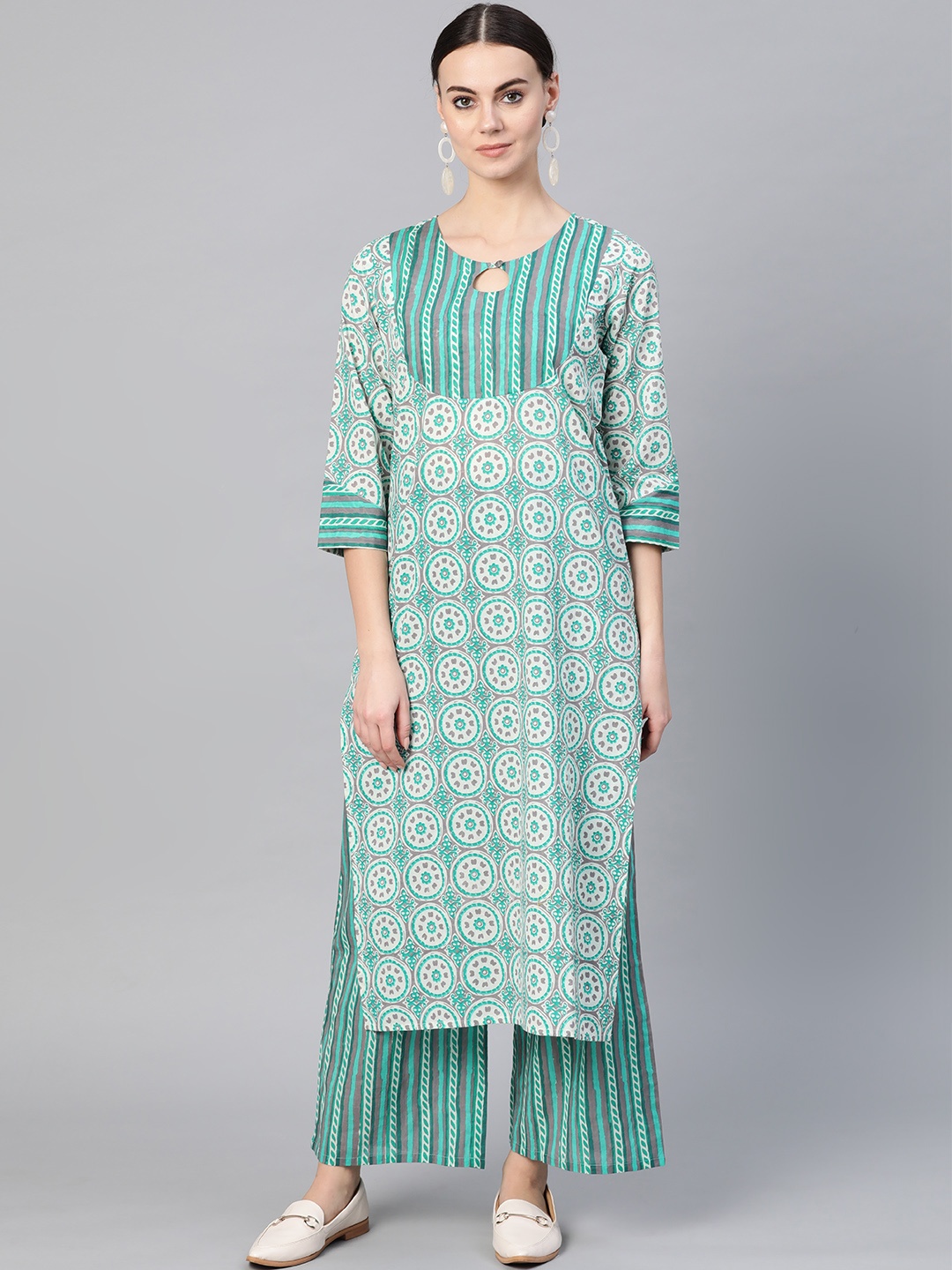 

Yuris Women Blue & White Printed Kurta with Palazzos