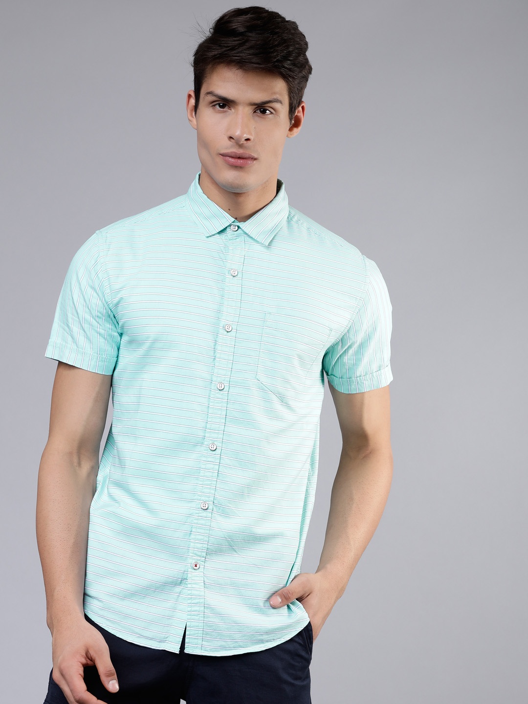 

LOCOMOTIVE Men Turquoise Blue & White Slim Fit Striped Casual Shirt