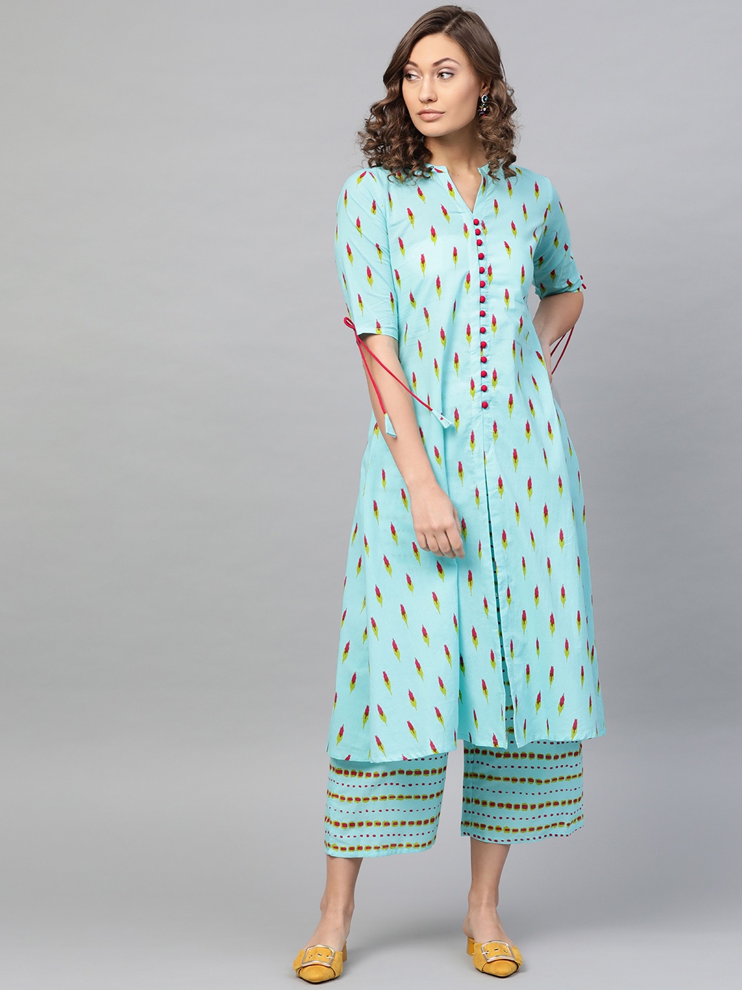 

GERUA Women Blue & Red Printed Kurta with Palazzos