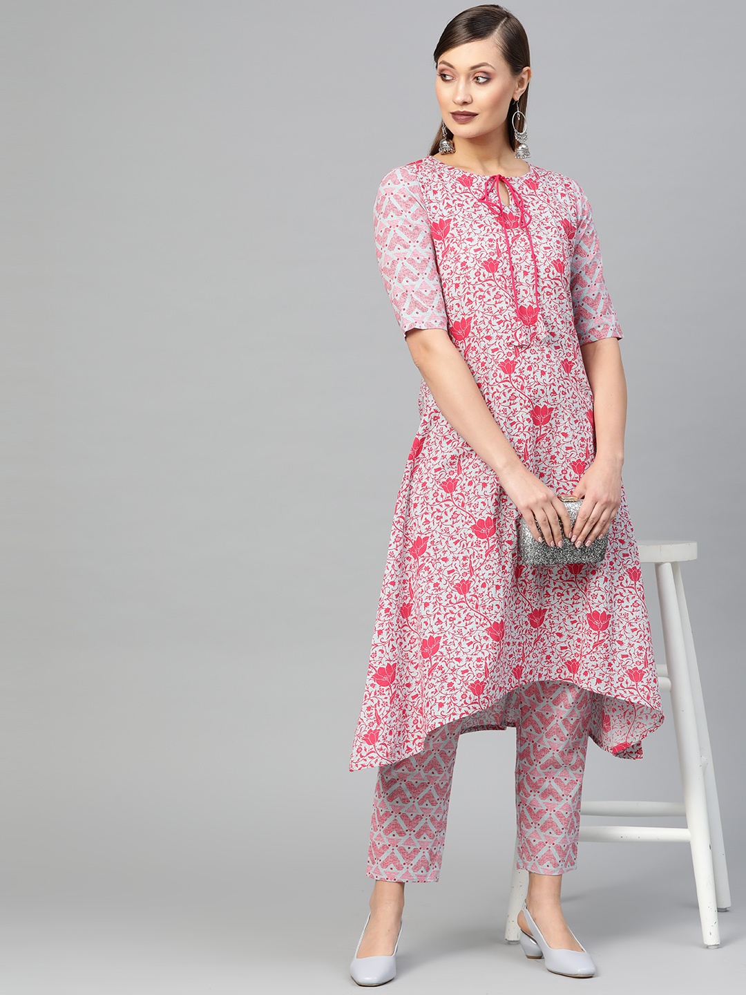 

Gerua By Libas Women Blue Pink Printed Kurta with Trousers