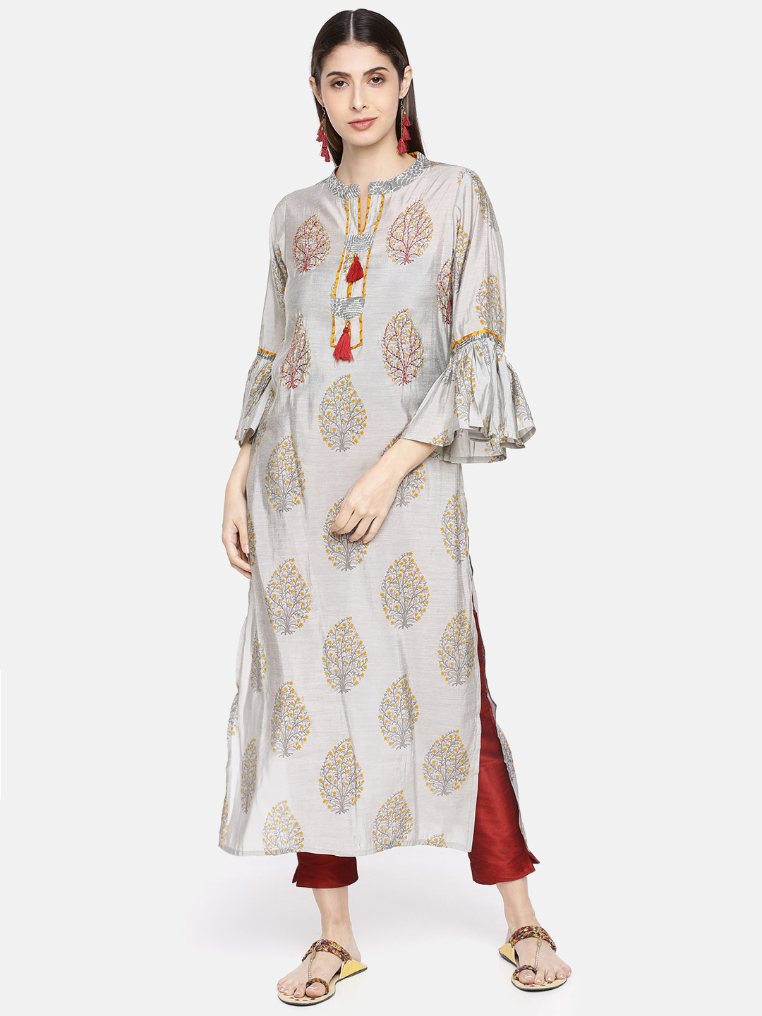 

Neerus Women Grey & Red Printed Straight Kurta