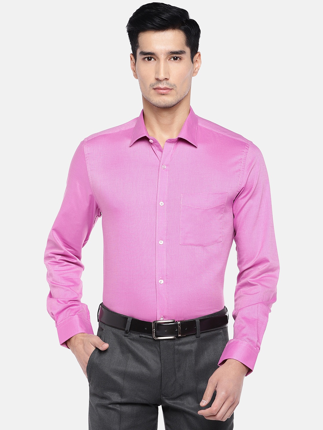 

Turtle Men Pink Relaxed Slim Fit Solid Formal Shirt