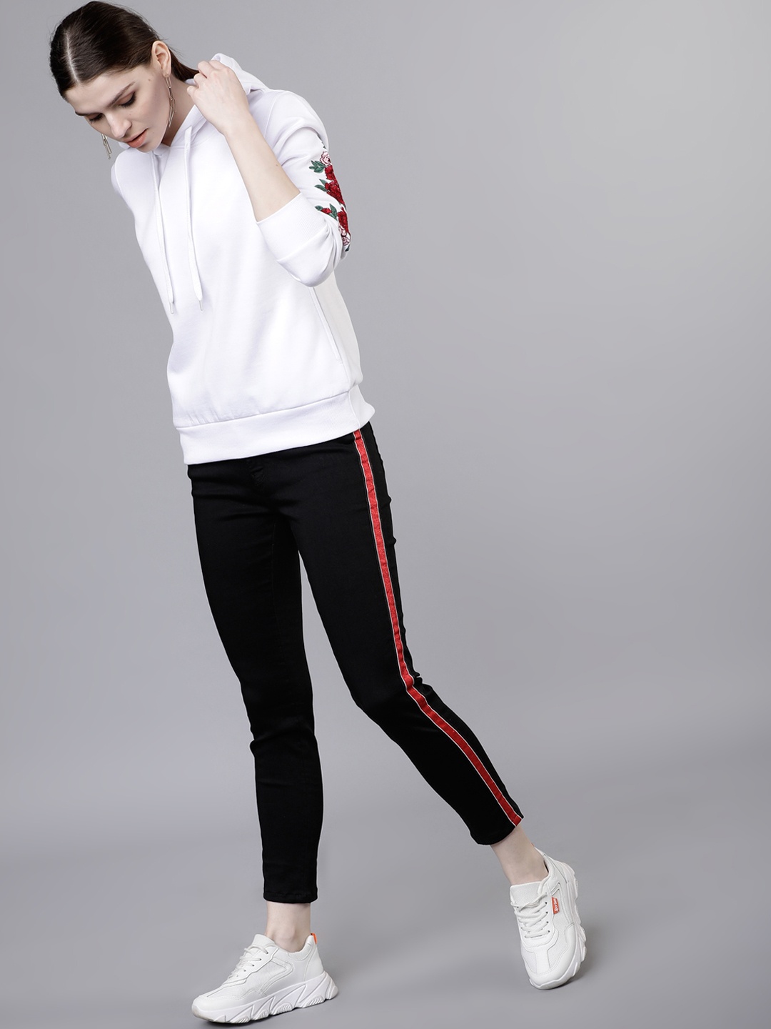 

Tokyo Talkies Women White & Red Printed Hooded Sweatshirt