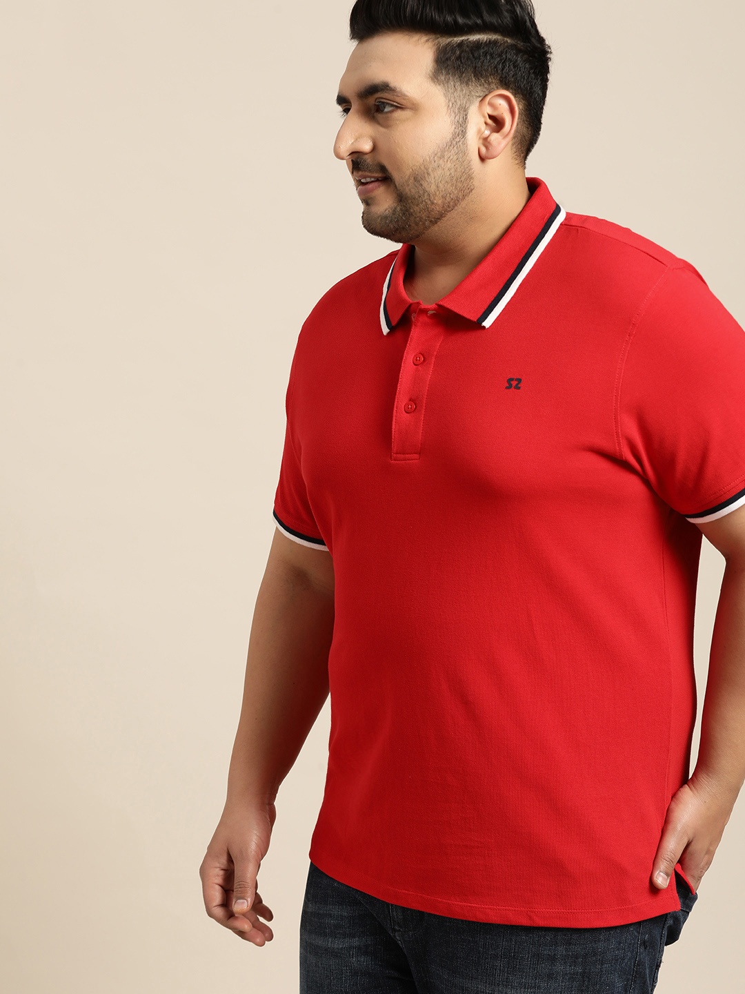 

Sztori Plus Size Men Red Solid Polo Collar T-shirt