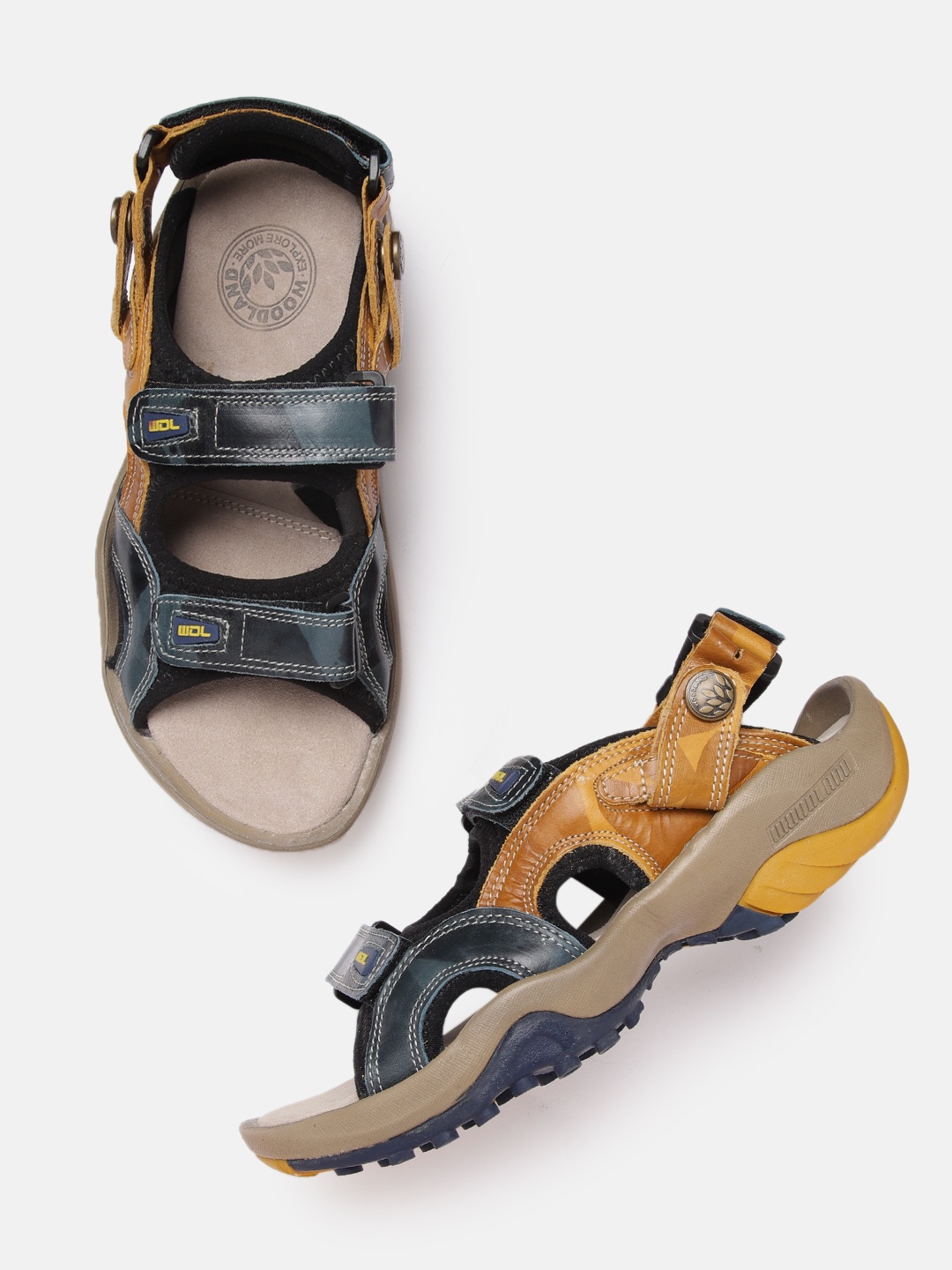 

Woodland Men Colourblocked Leather Sandals, Navy blue