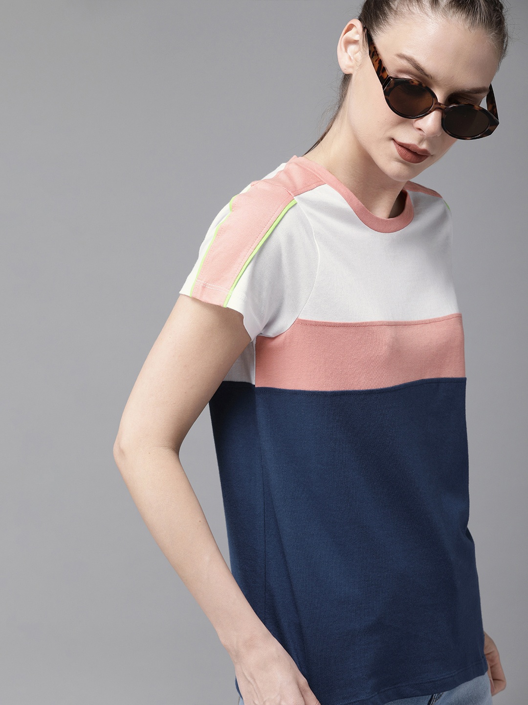 

The Roadster Lifestyle Co Women Blue White Colourblocked Regular Fit Round Neck Pure Cotton T-shirt