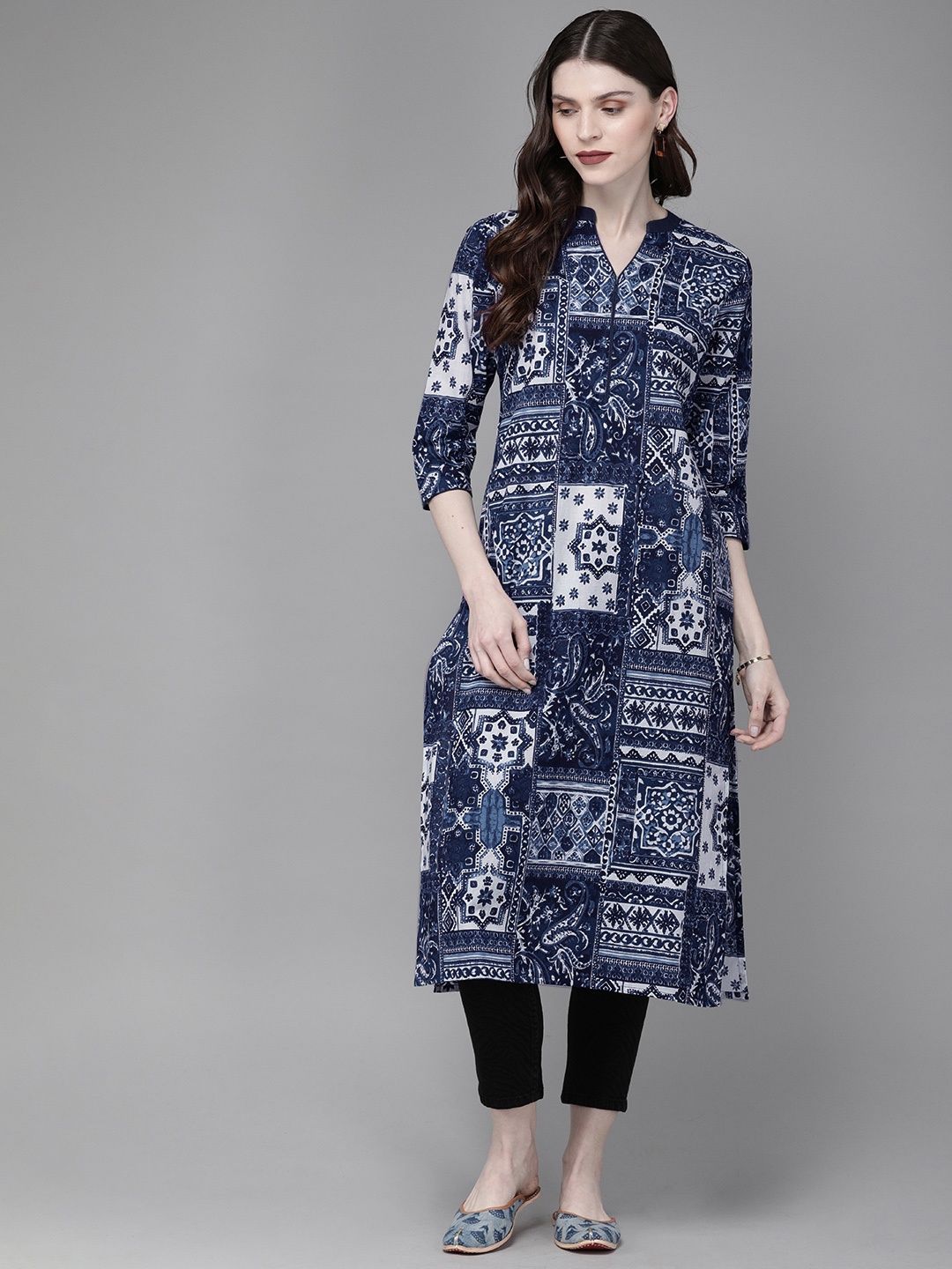 

Anouk Women Navy Blue & White Printed Straight Kurta