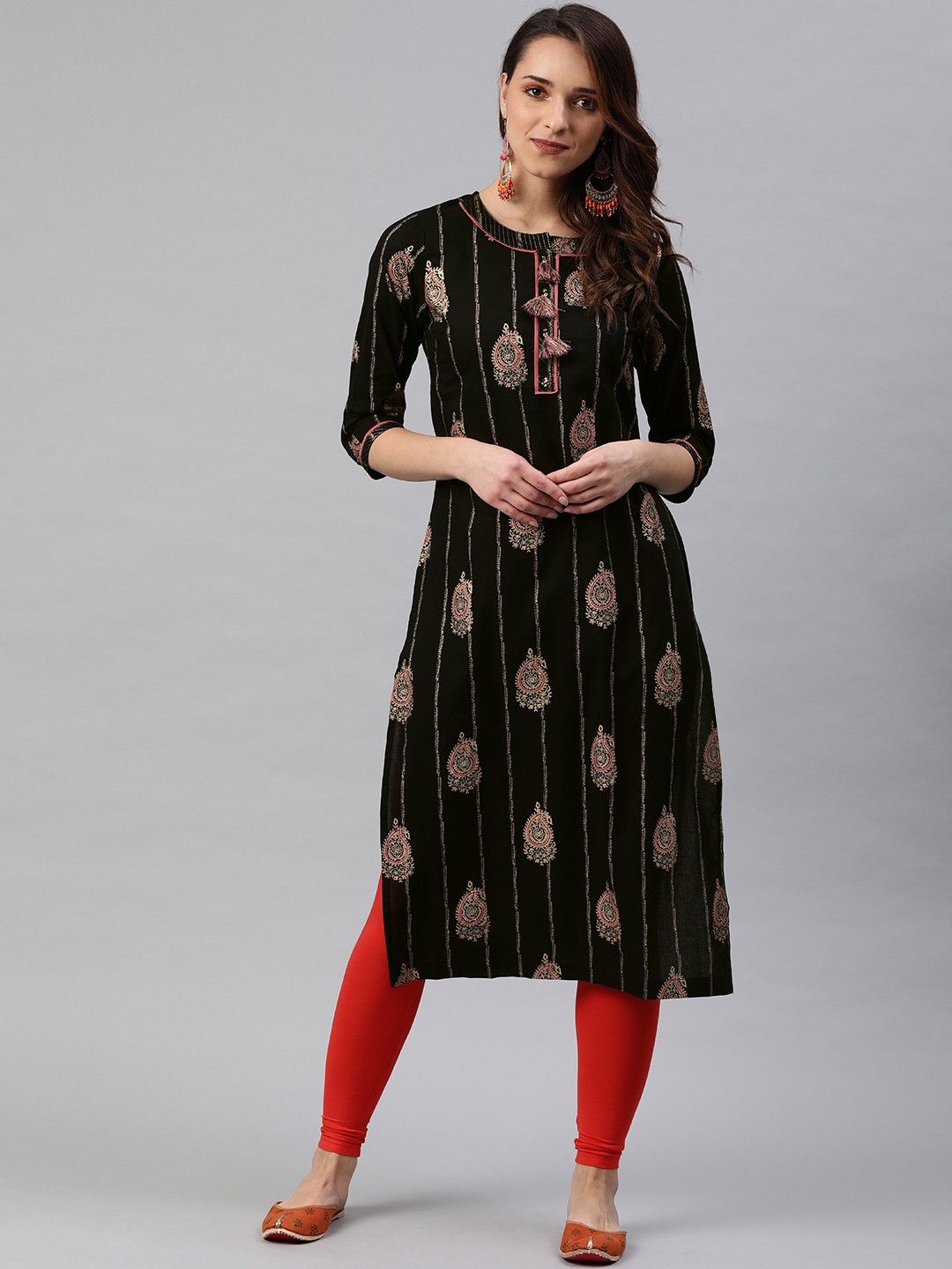 

Rain & Rainbow Women Black & Pink Printed A-Line Kurta
