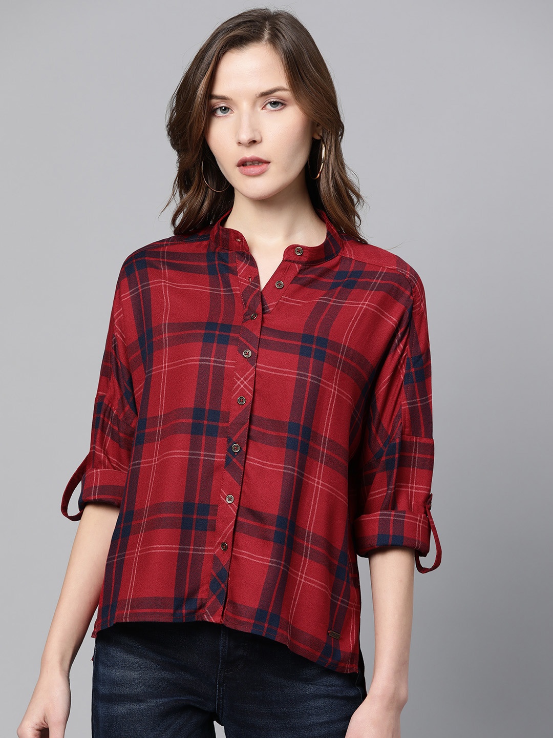 

The Roadster Lifestyle Co Women Maroon & Navy Blue Regular Fit Checked Casual Shirt