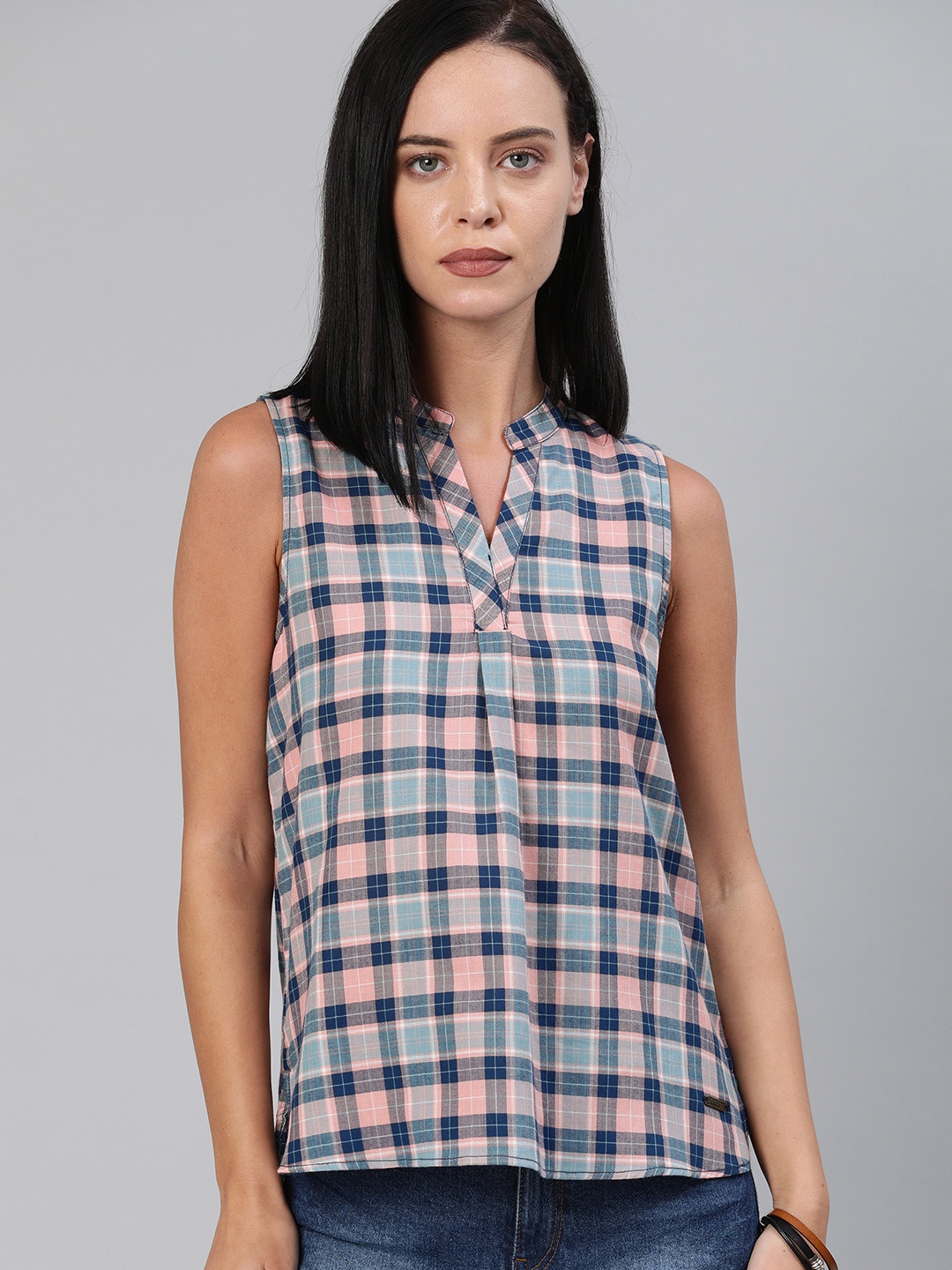 

The Roadster Lifestyle Co Women Navy Blue & Pink Checked Top