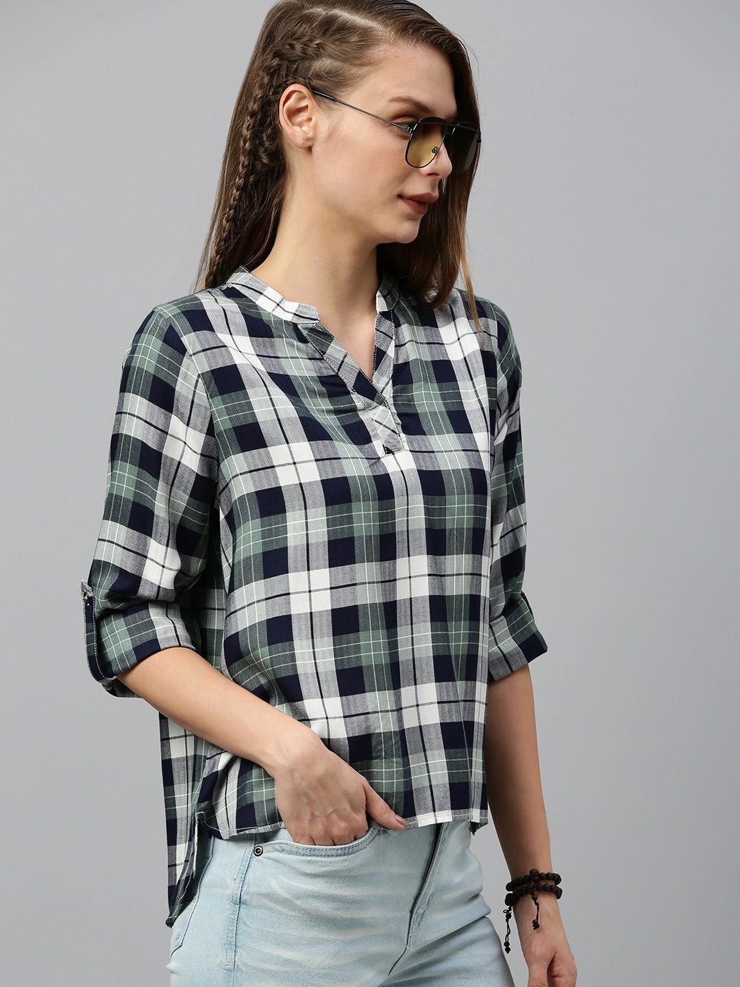 

The Roadster Lifestyle Co Women White & Green Checked Antiviral Protective Finish High-Low Top