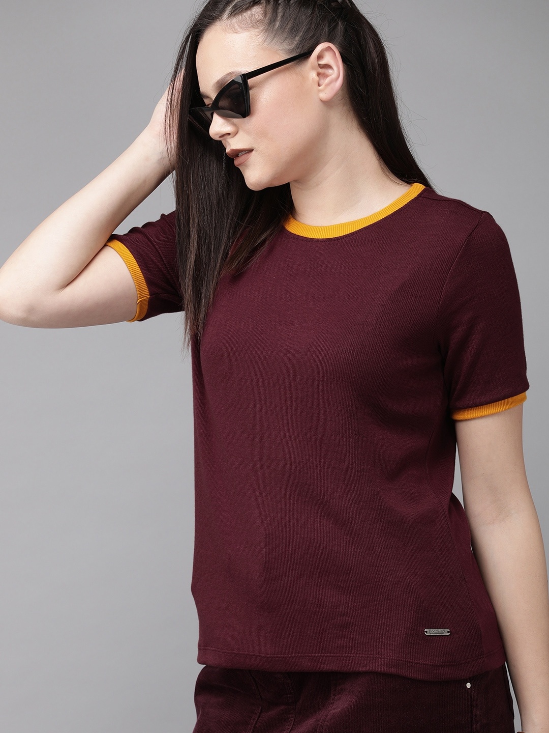 

The Roadster Lifestyle Co Burgundy Ribbed Contrast Top