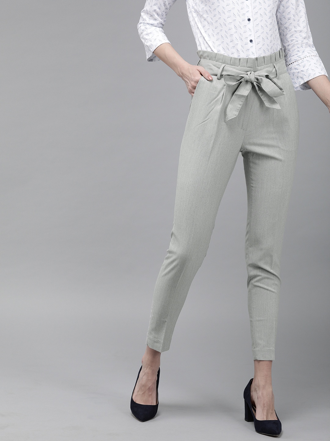 

Park Avenue Women Grey Kansas Tapered Fit Solid Peg Trousers