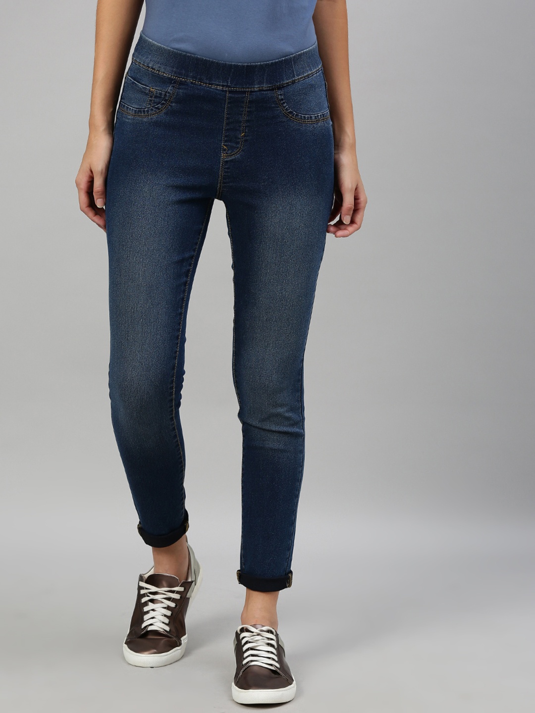 

The Roadster Lifestyle Co. Women Blue Super Skinny Washed Denim Jeggings