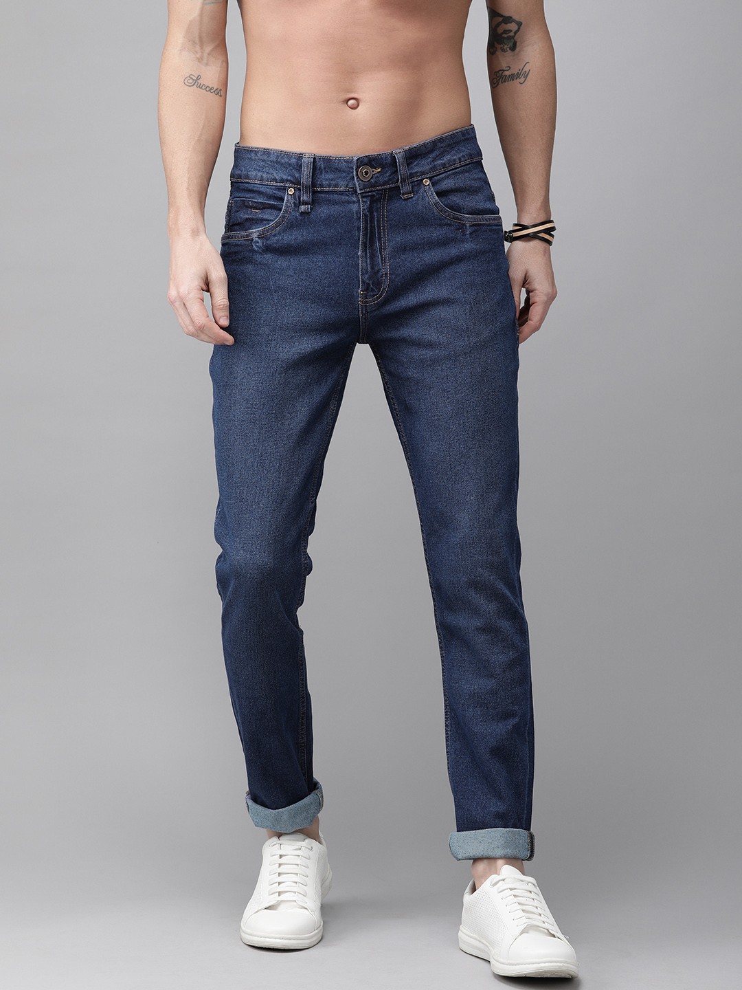 

The Roadster Lifestyle Co Men Blue Skinny Fit Mid-Rise Clean Look Stretchable Jeans