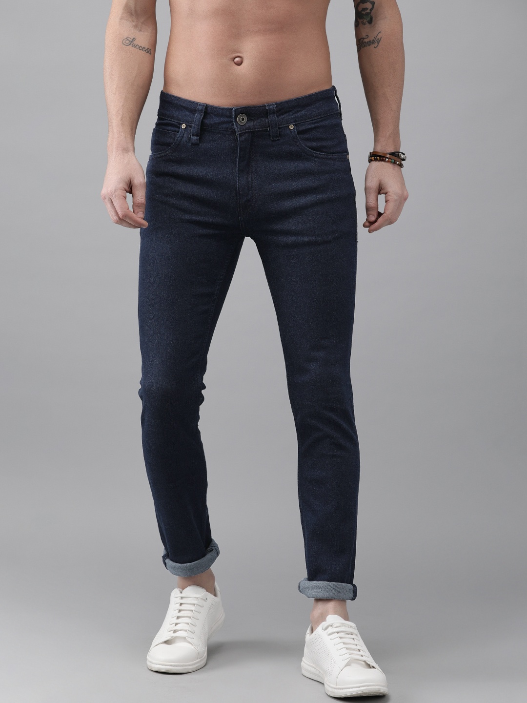 

The Roadster Lifestyle Co Men Blue Skinny Fit Mid-Rise Clean Look Stretchable Jeans