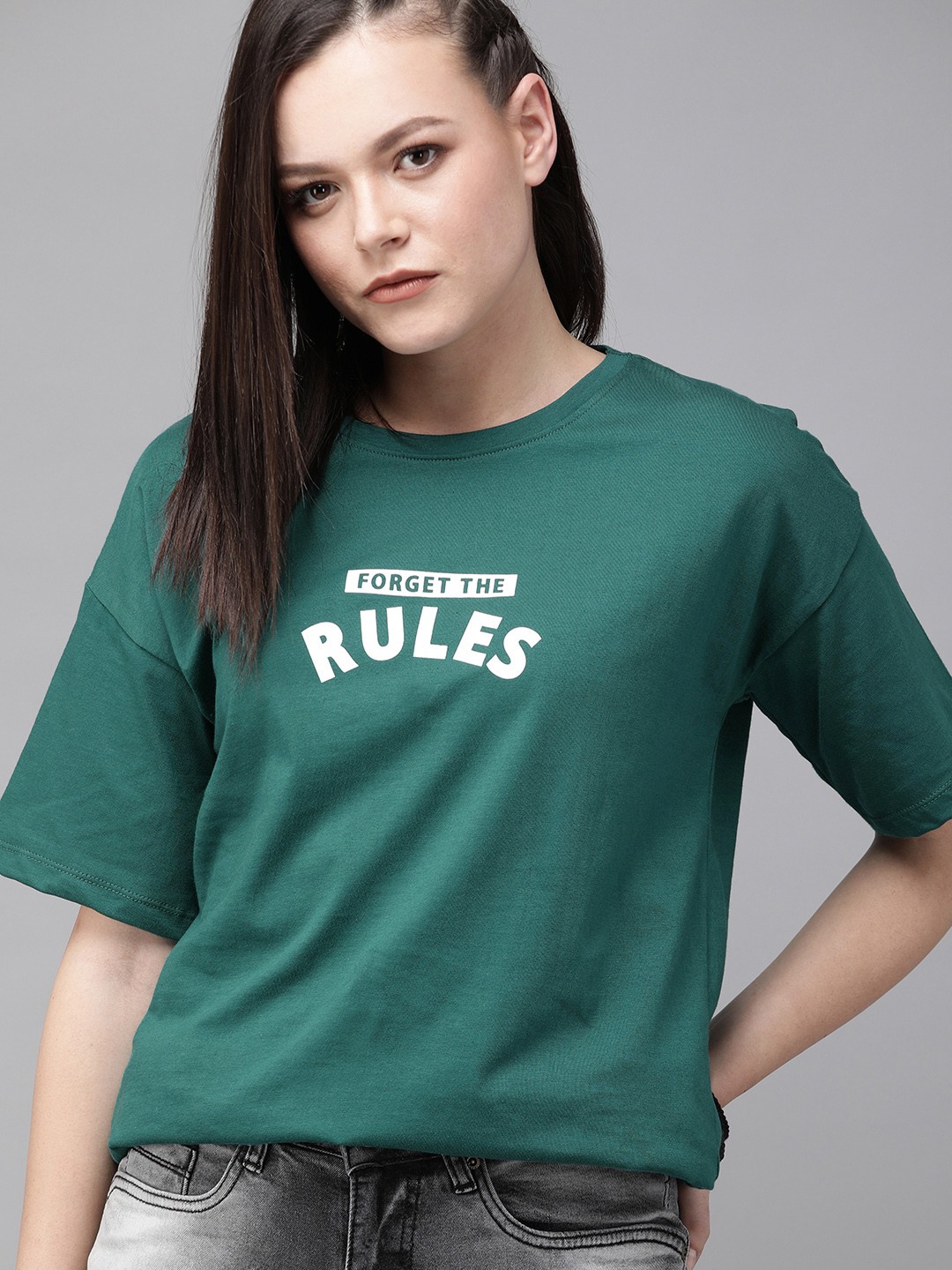 

The Roadster Lifestyle Co Women Green Printed Round Neck Pure Cotton T-shirt